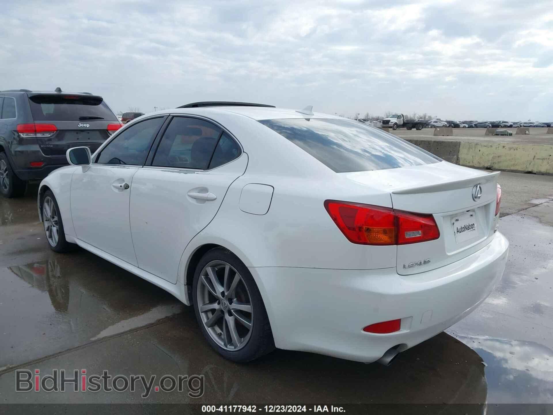 2008 LEXUS IS 250 - VIN: JTHBK262X82081756 - Фото 3