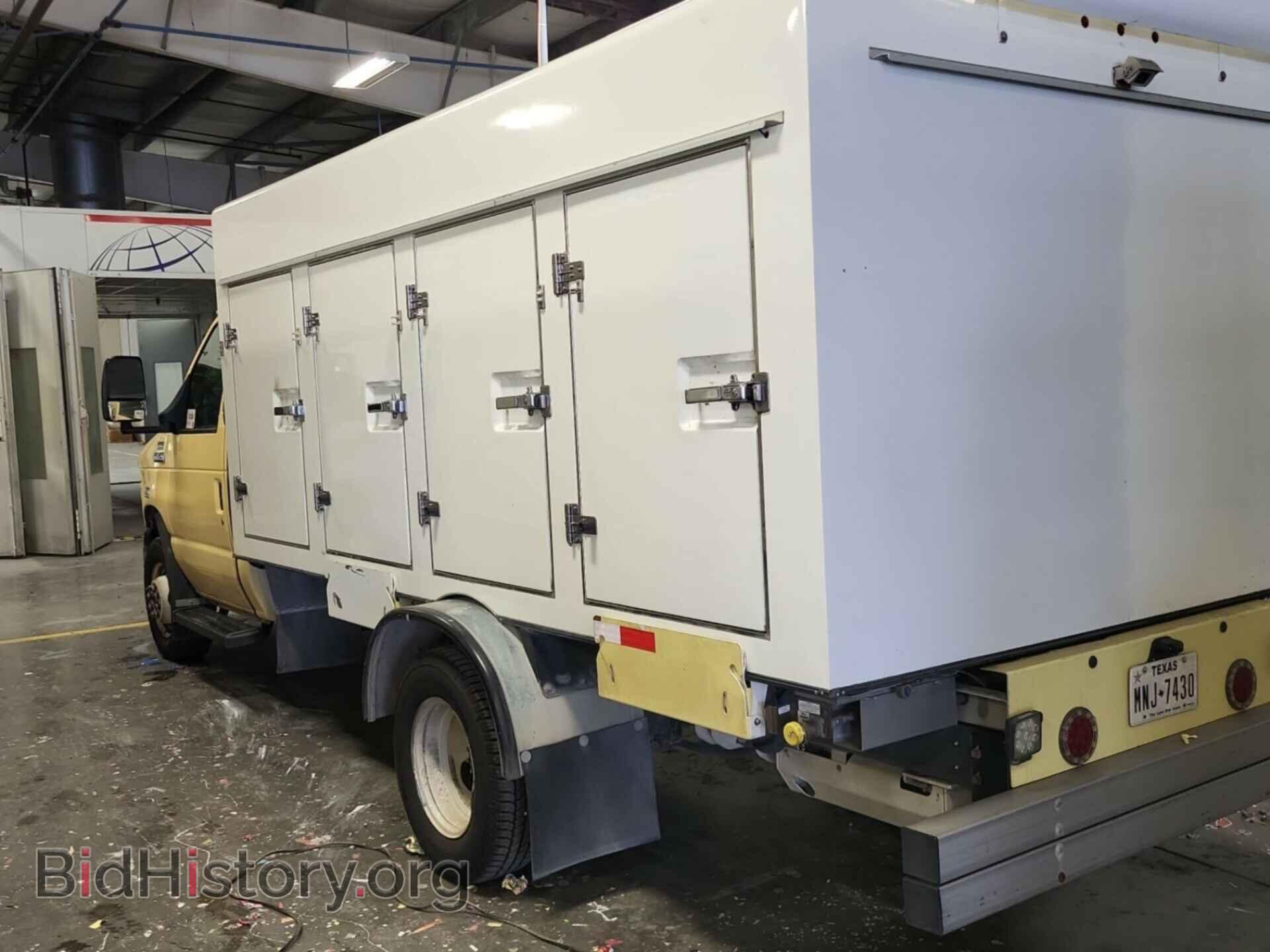 2019 FORD E-450 CUTAWAY - VIN: 1FDXE4FS2KDC22563 - Фото 2