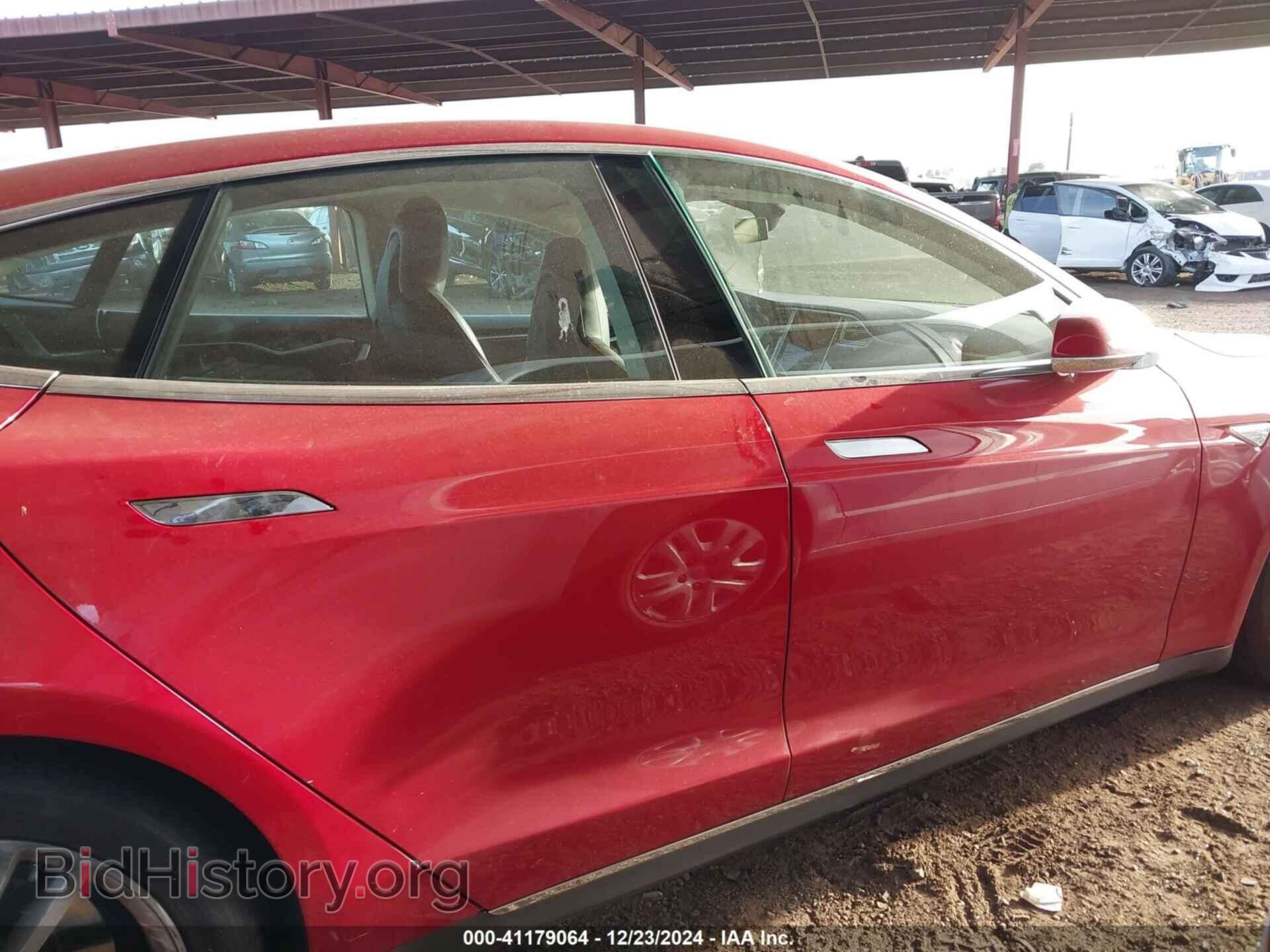 2014 TESLA MODEL S - VIN: 5YJSA1H19EFP54788 - Photo 13