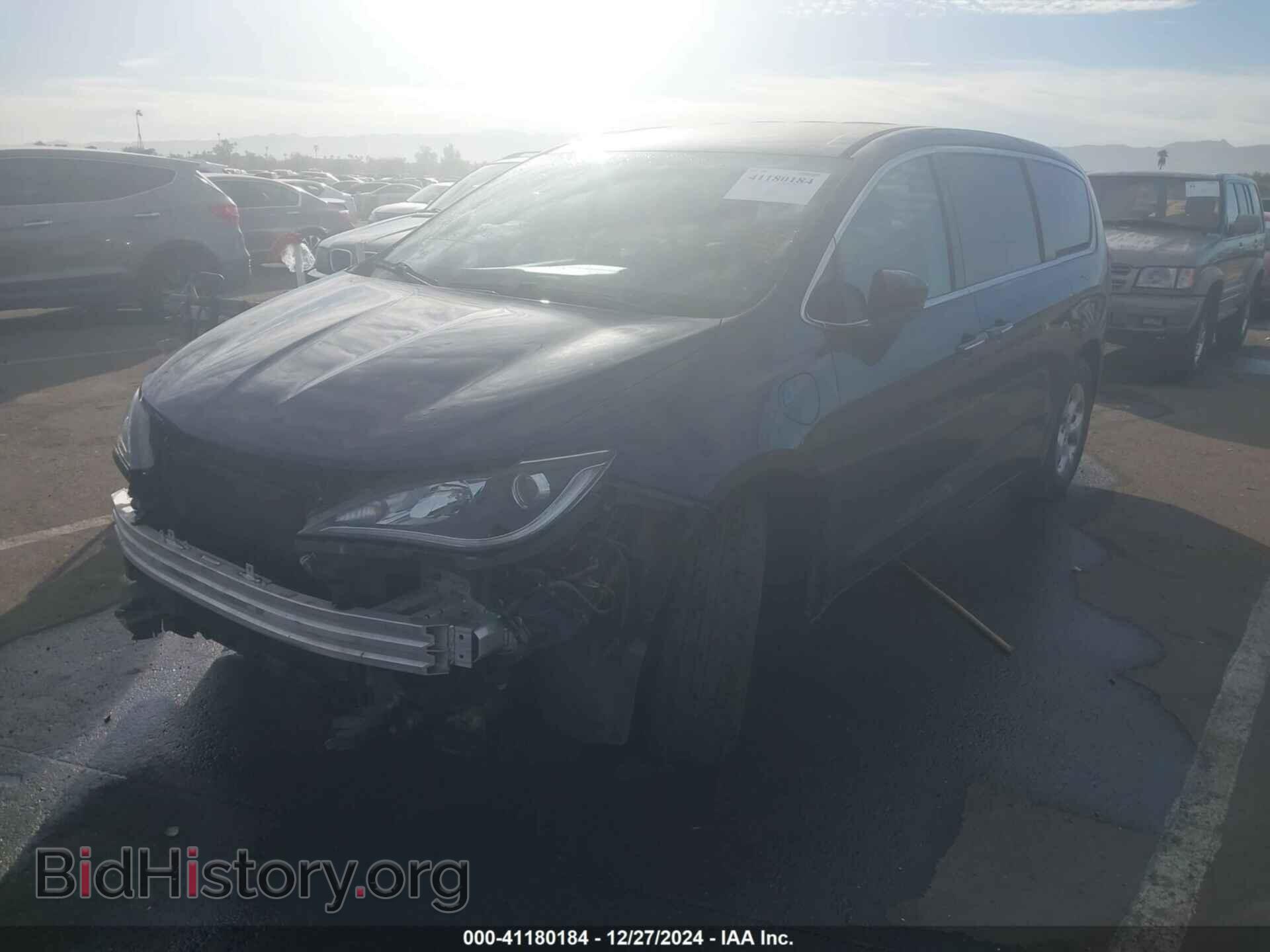 2018 CHRYSLER PACIFICA HYBRID - VIN: 2C4RC1H70JR126887 - Фото 2