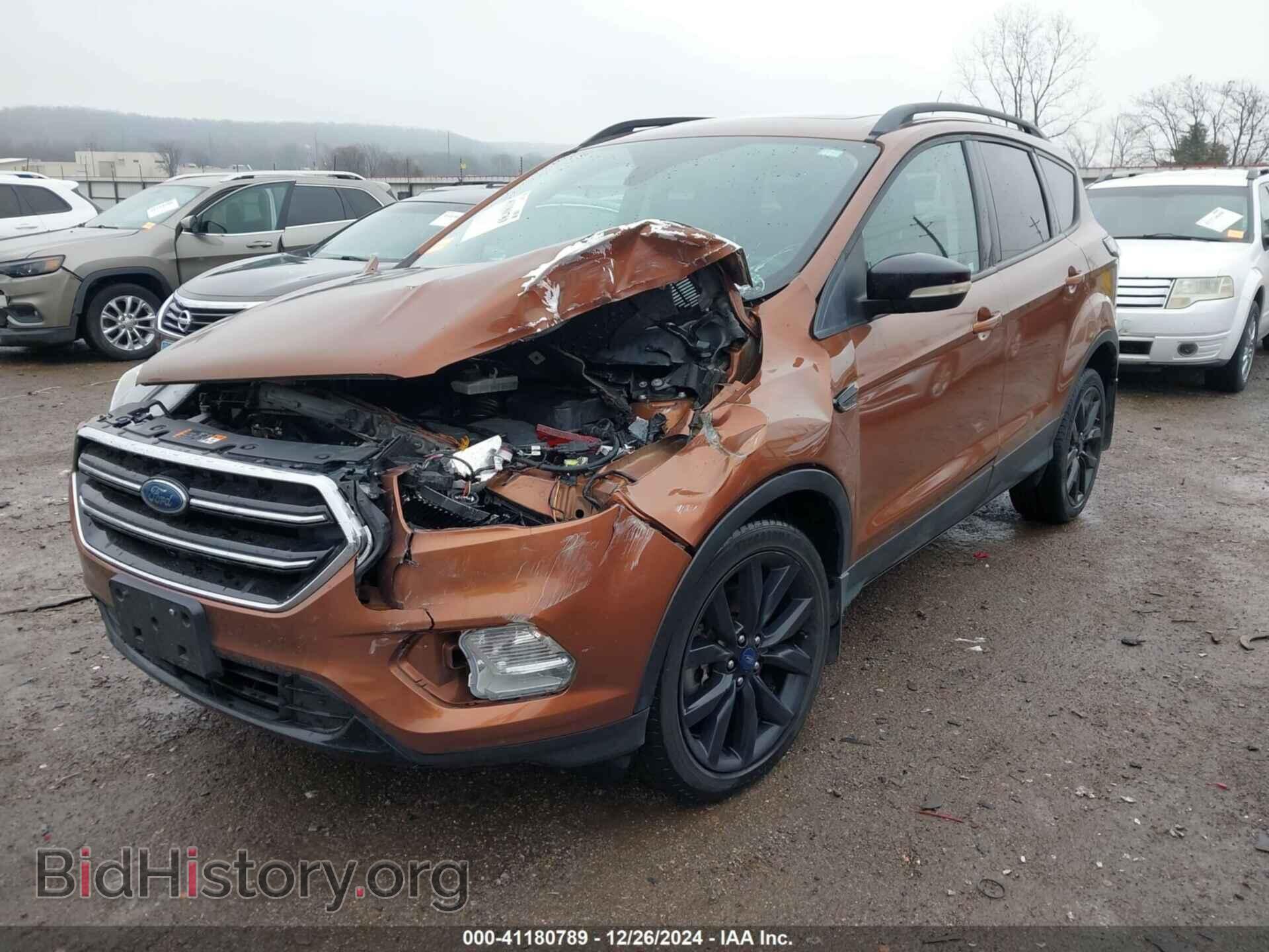 2017 FORD ESCAPE - VIN: 1FMCU9J99HUB75687 - Фото 2