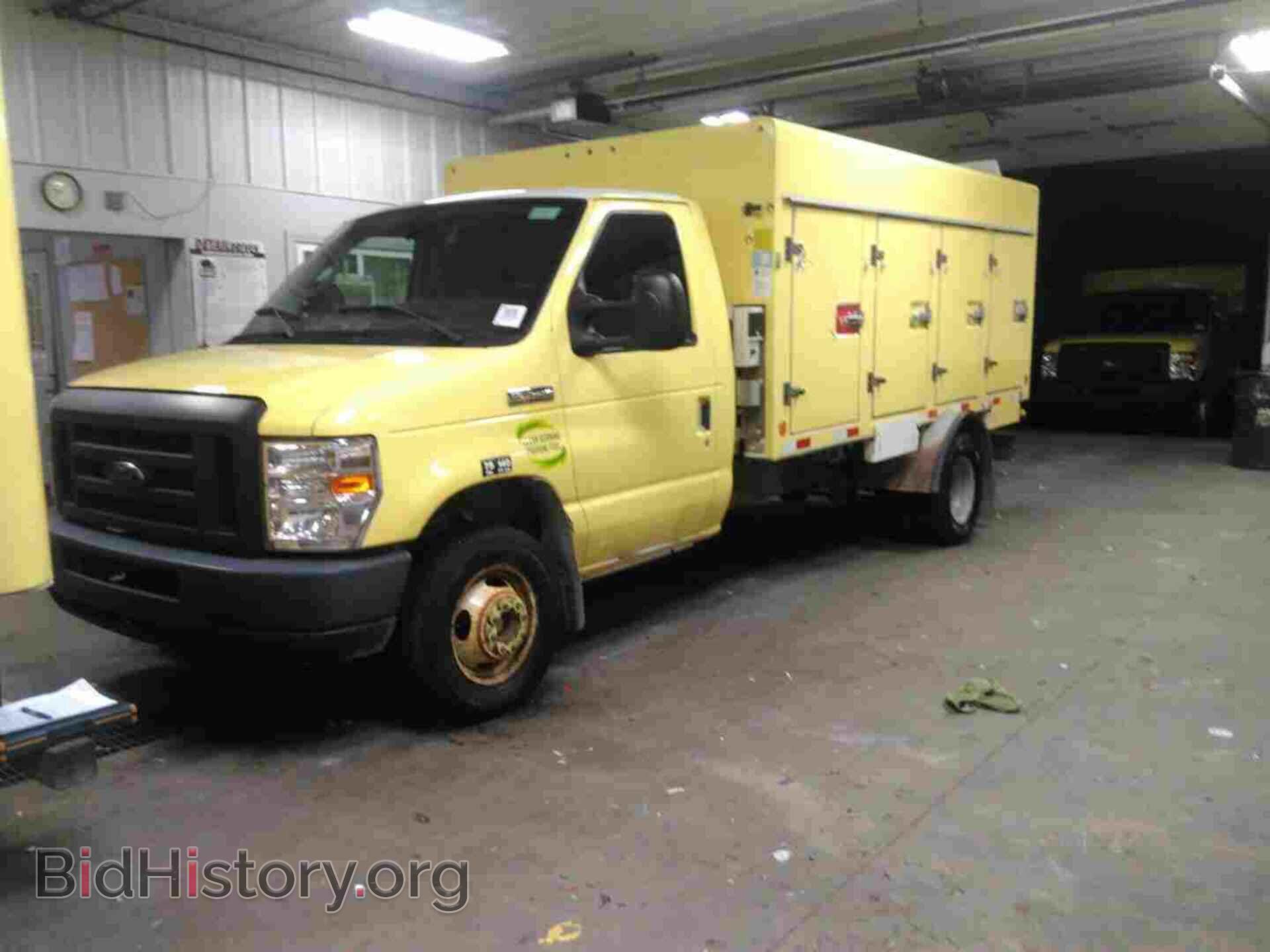 2018 FORD E-450 CUTAWAY - VIN: 1FDXE4FS1JDC18924 - Фото 2