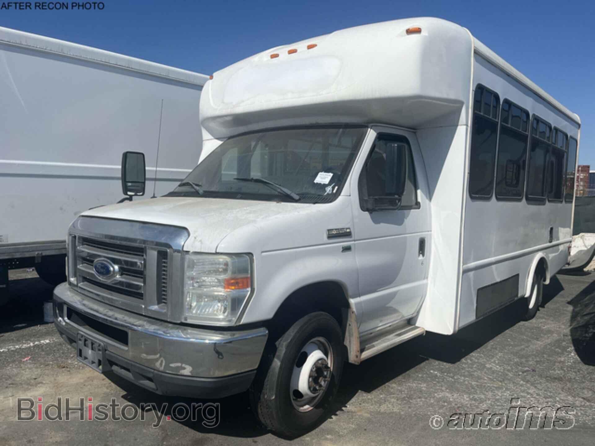 Photo 1FDEE3F63HDC64401 - FORD E-350 CUTAWAY 2017