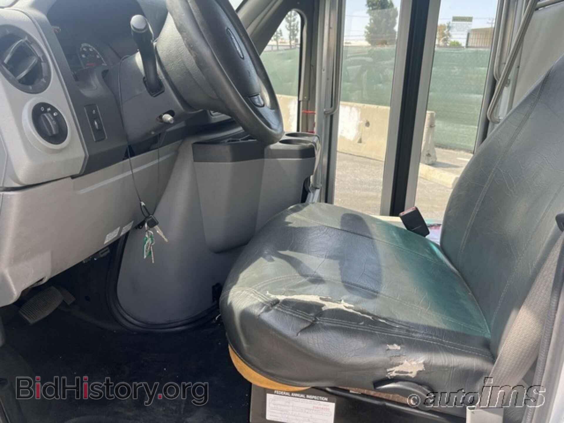 2017 FORD E-350 CUTAWAY - VIN: 1FDEE3F63HDC64401 - Фото 7