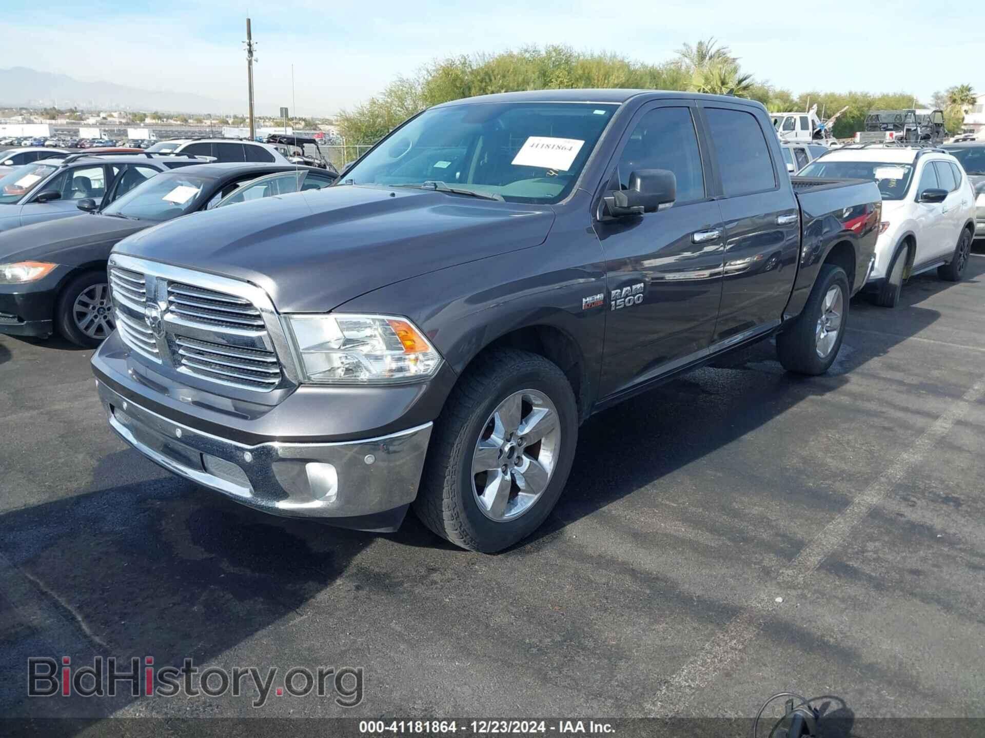2016 RAM 1500 - VIN: 1C6RR6LT2GS182361 - Фото 2