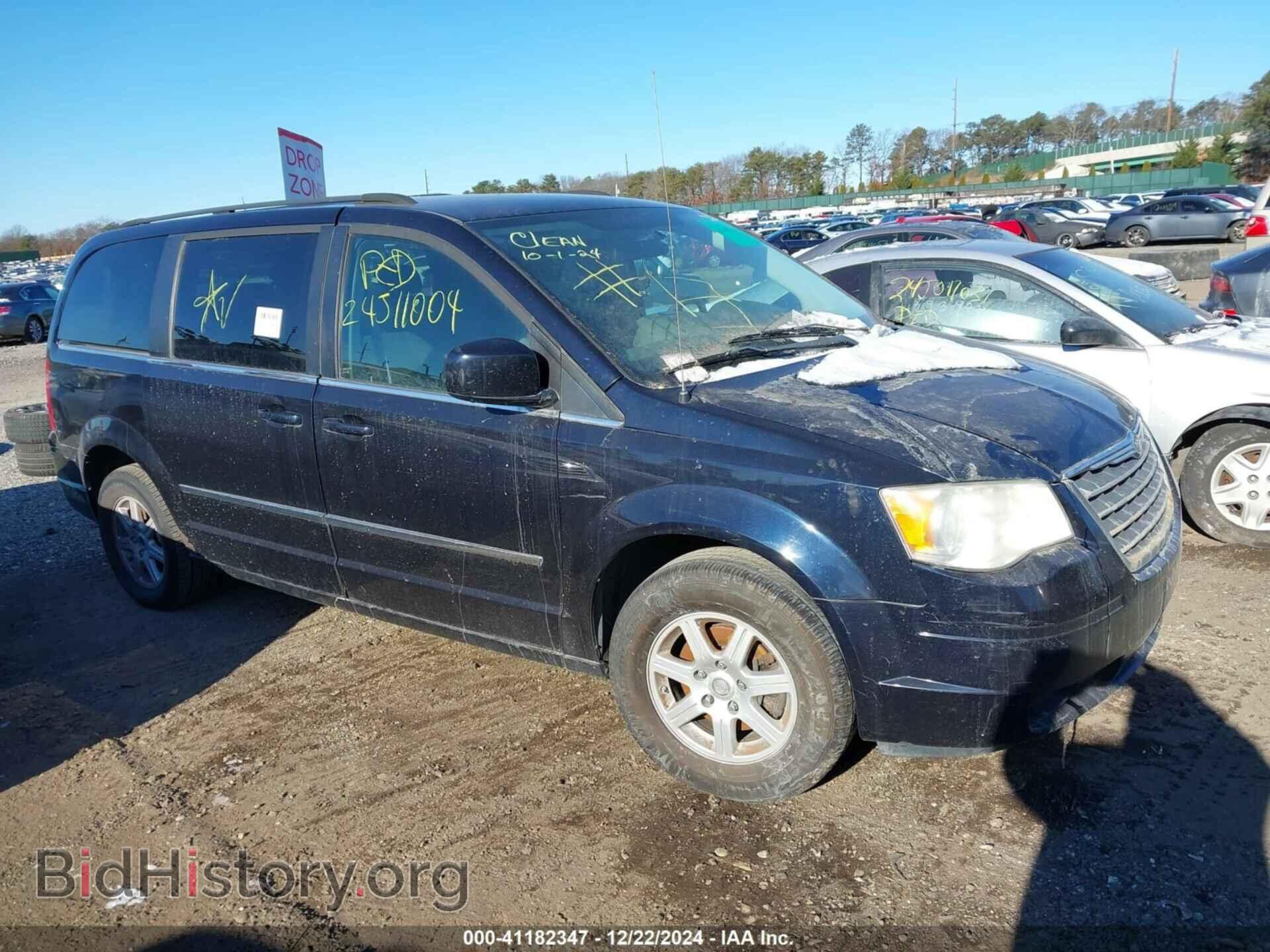 Photo 2A4RR5D15AR162768 - CHRYSLER TOWN & COUNTRY 2010