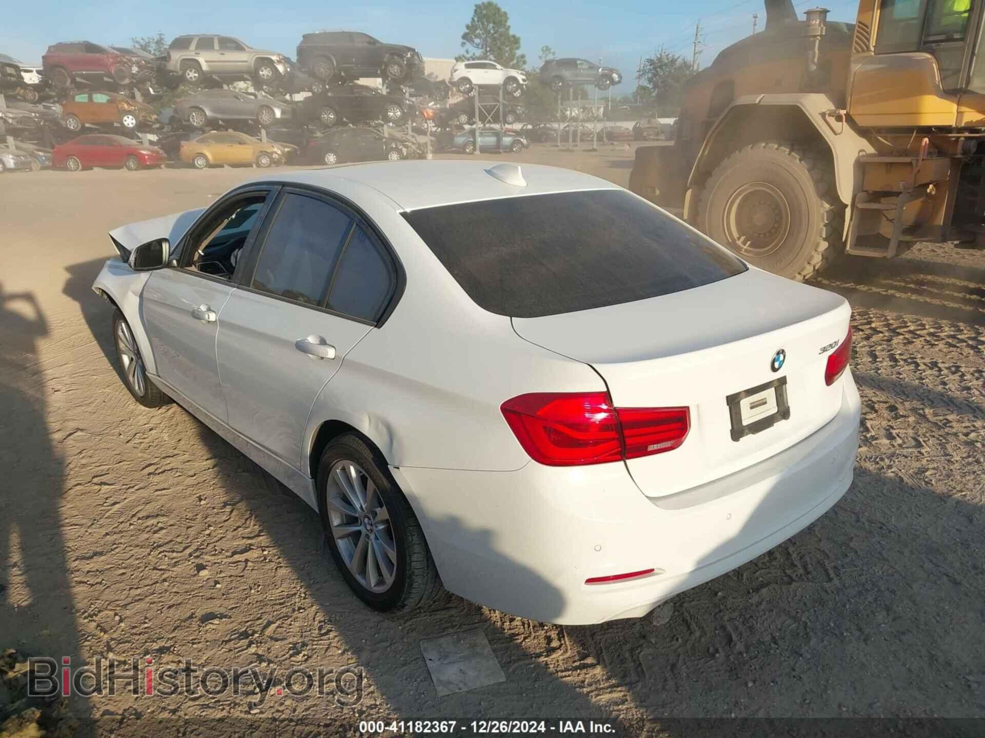2016 BMW 320I - VIN: WBA8E1G57GNU11336 - Фото 3