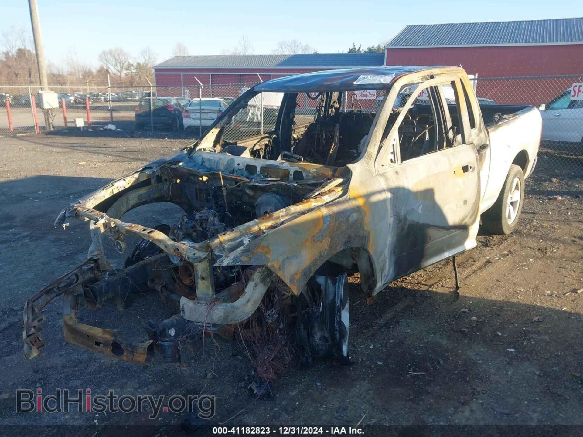 2012 RAM 1500 - VIN: 1C6RD7HT8CS125332 - Фото 2