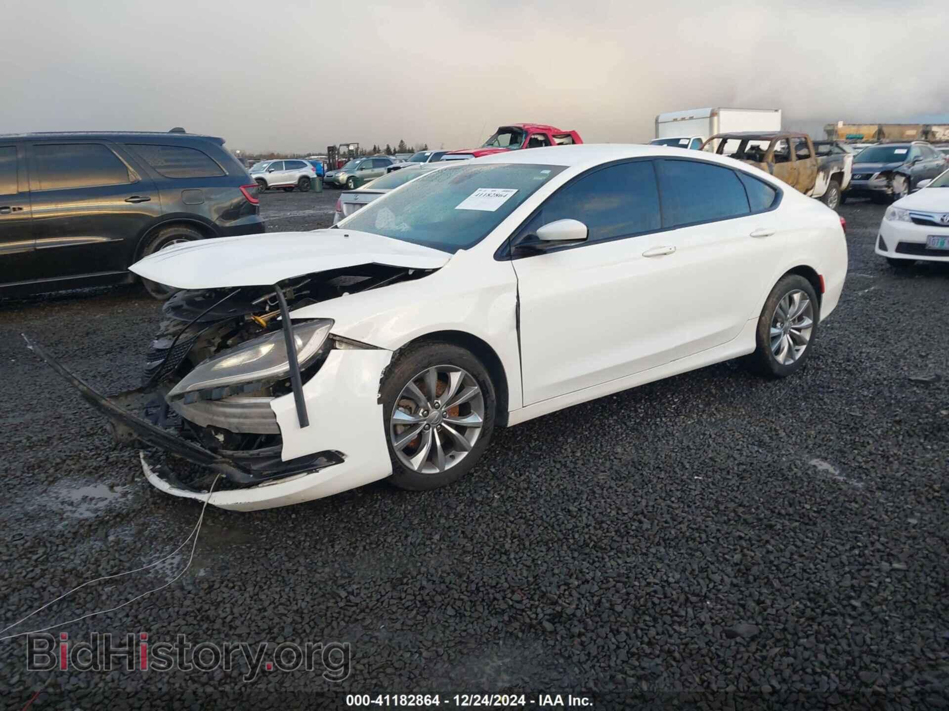 2016 CHRYSLER 200 - VIN: 1C3CCCDG6GN130668 - Фото 2