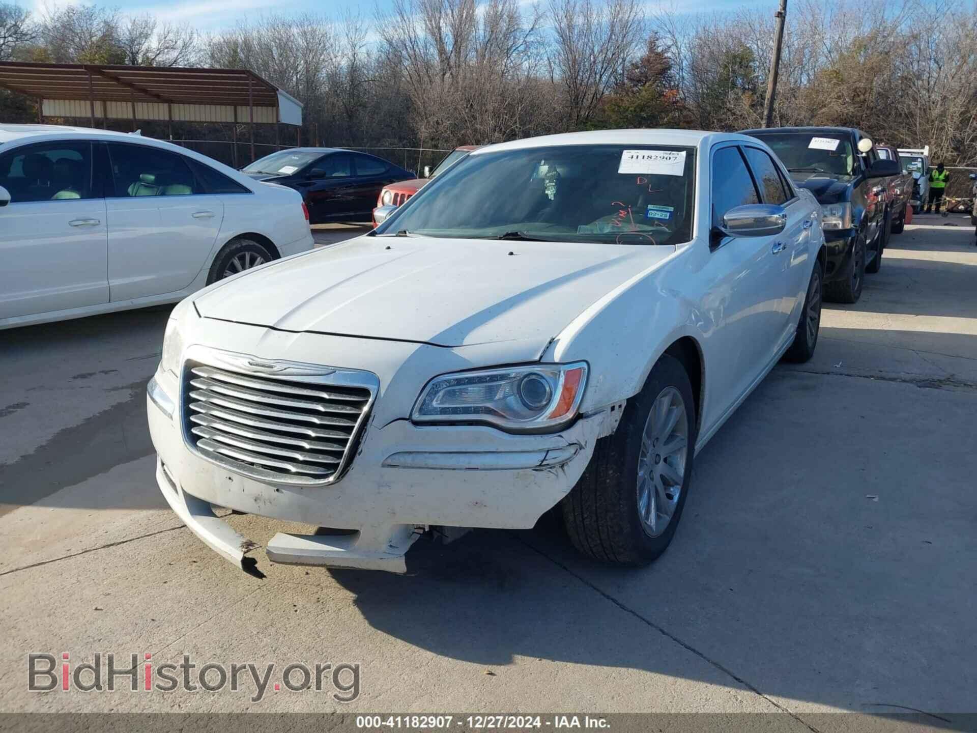 2012 CHRYSLER 300 - VIN: 2C3CCACG3CH308061 - Фото 2