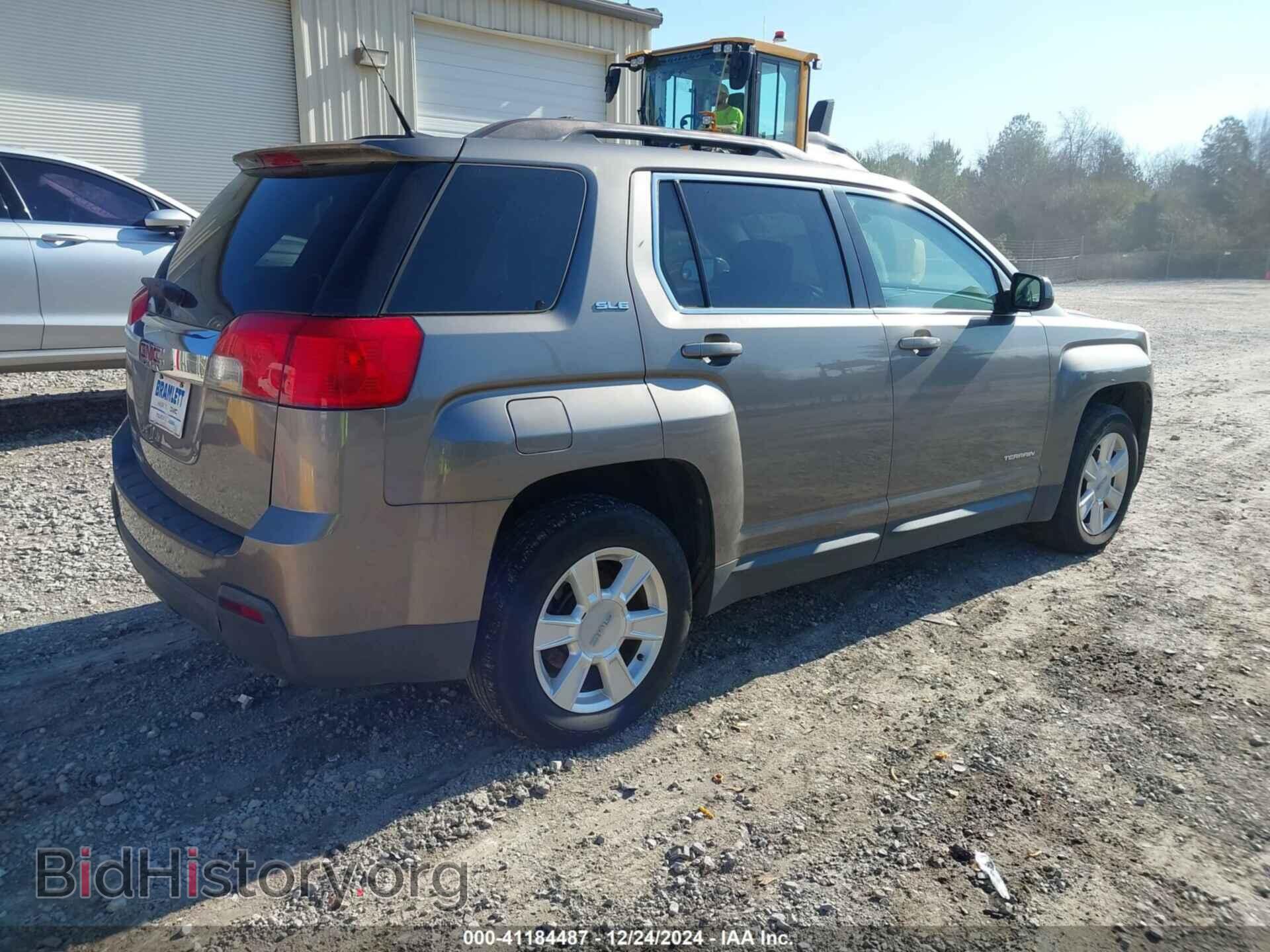 2011 GMC TERRAIN - VIN: 2CTALSEC3B6428542 - Photo 4