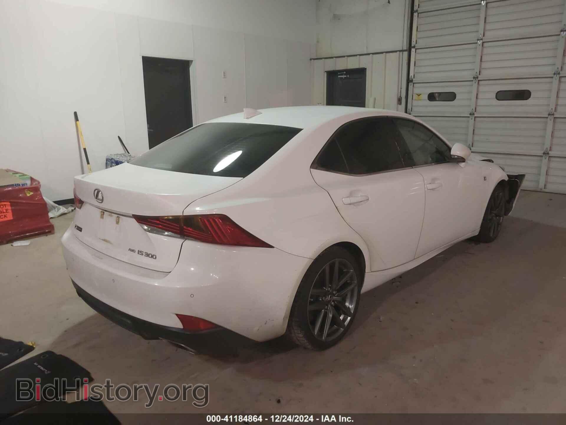 2018 LEXUS IS 300 - VIN: JTHC81D25J5031433 - Фото 4