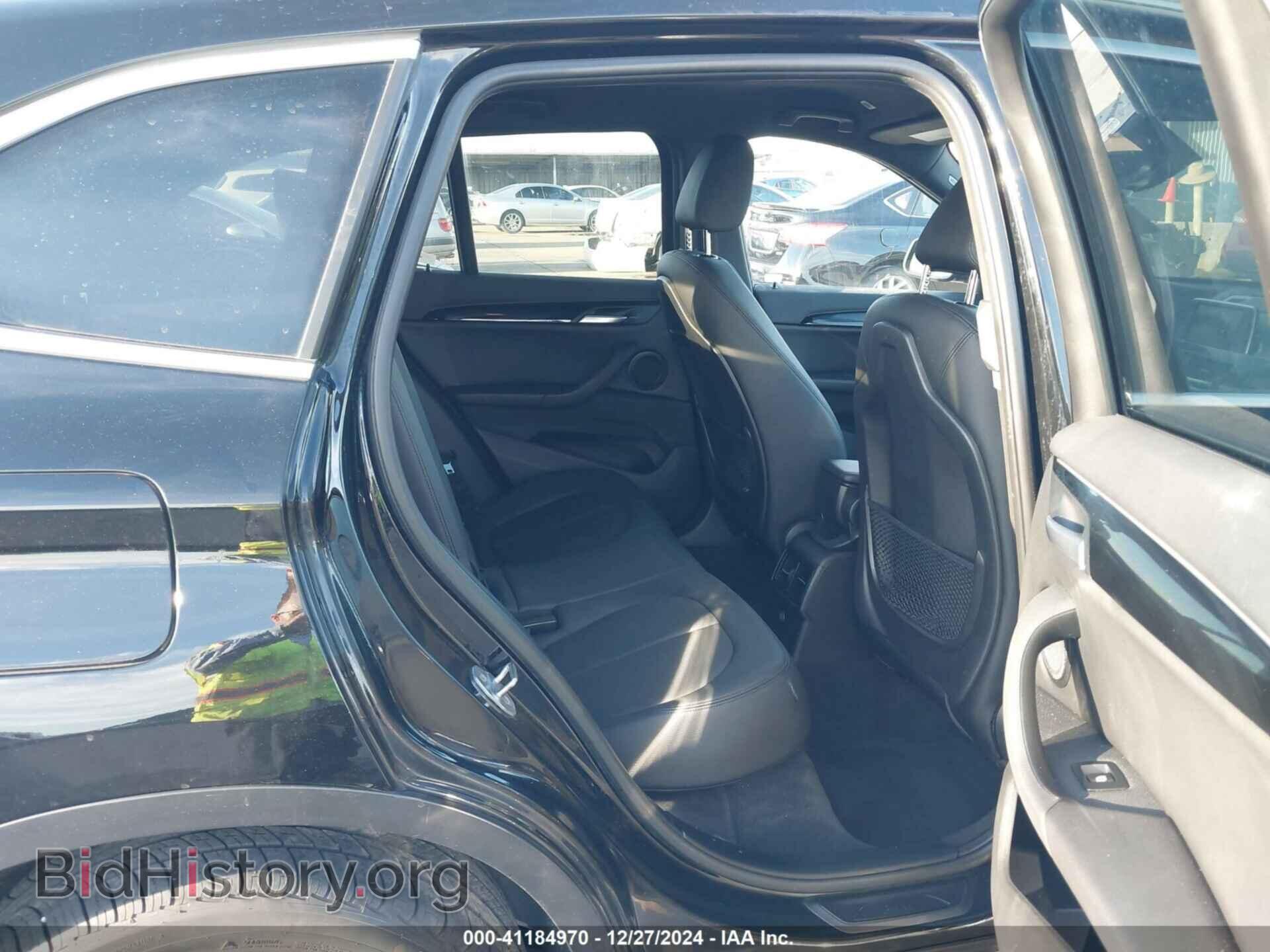 2017 BMW X1 - VIN: WBXHT3C33H5F84089 - Фото 8