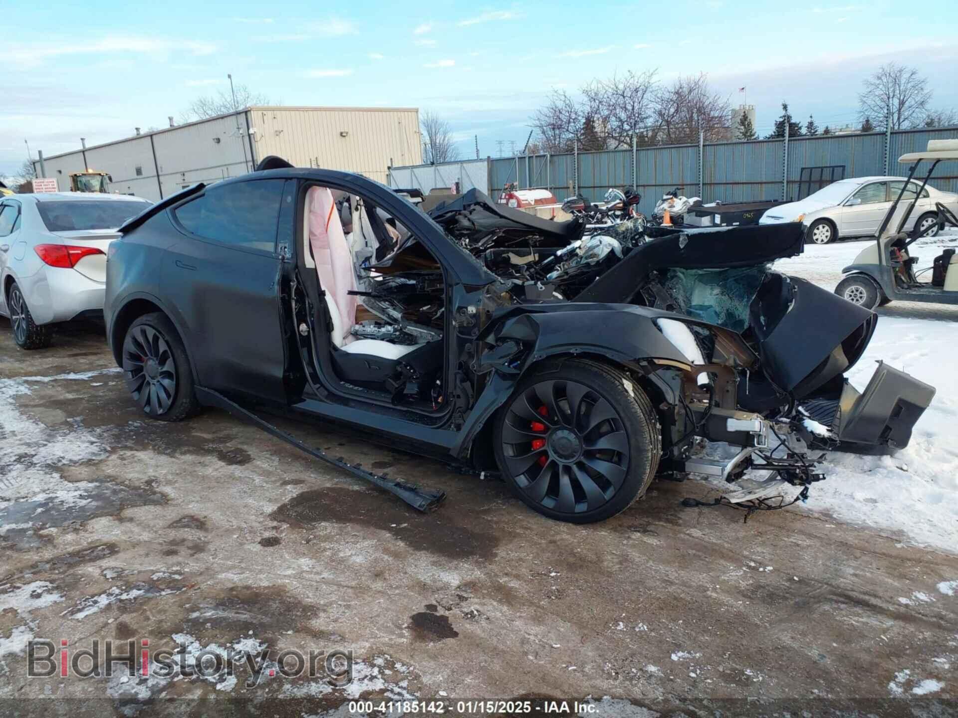 Фотография 7SAYGDEF6RF157939 - TESLA MODEL Y 2024