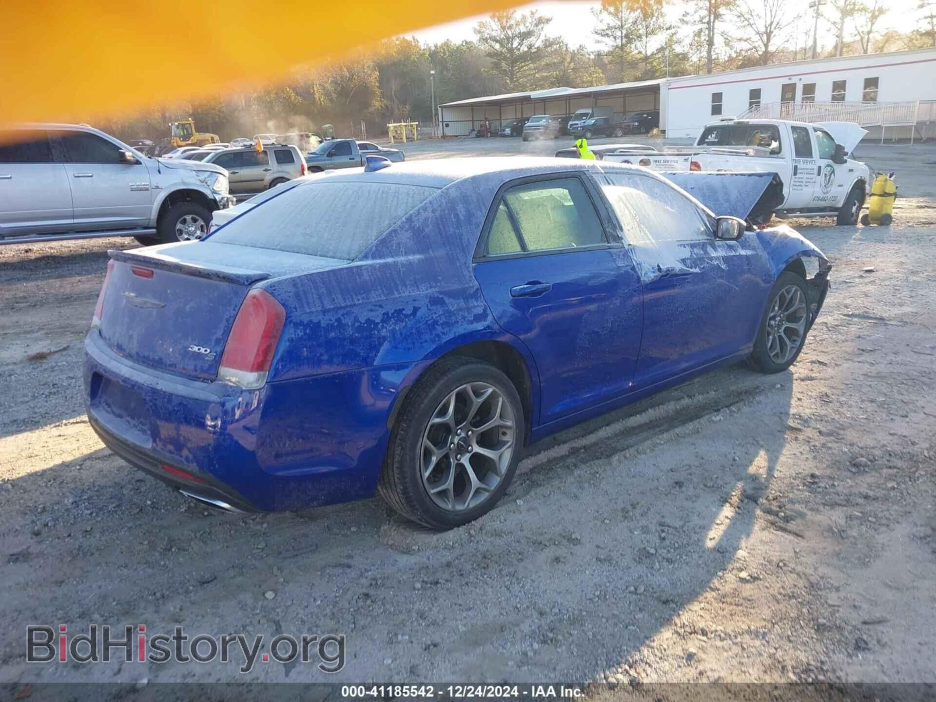 2018 CHRYSLER 300 - VIN: 2C3CCABG0JH227386 - Фото 4