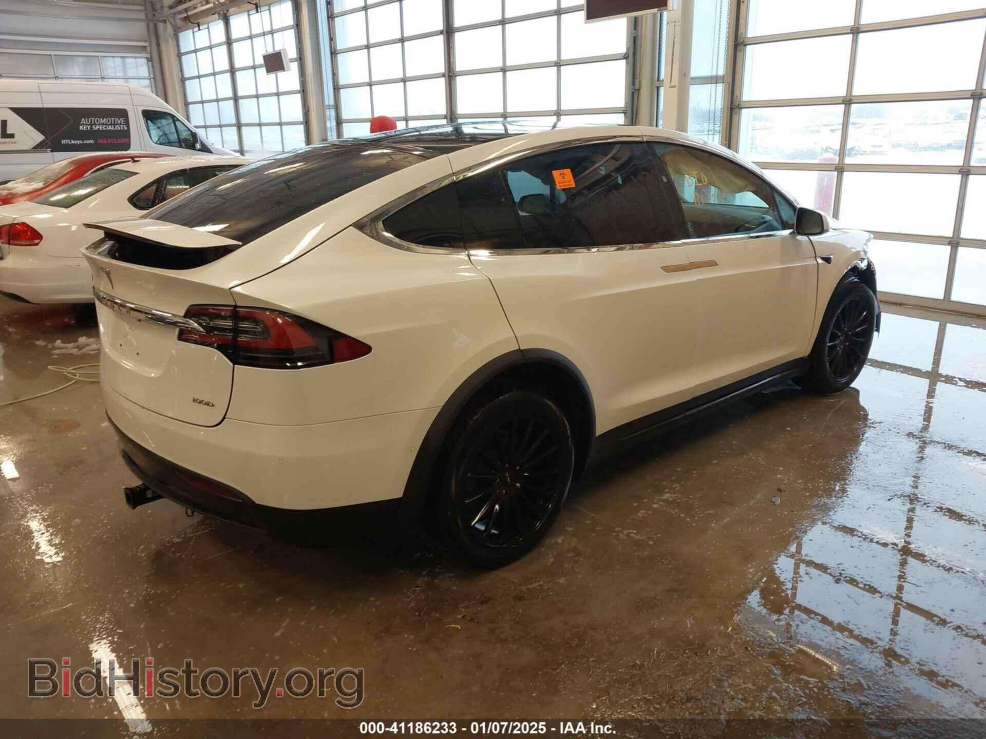 2018 TESLA MODEL X - VIN: 5YJXCBE26JF144747 - Photo 4