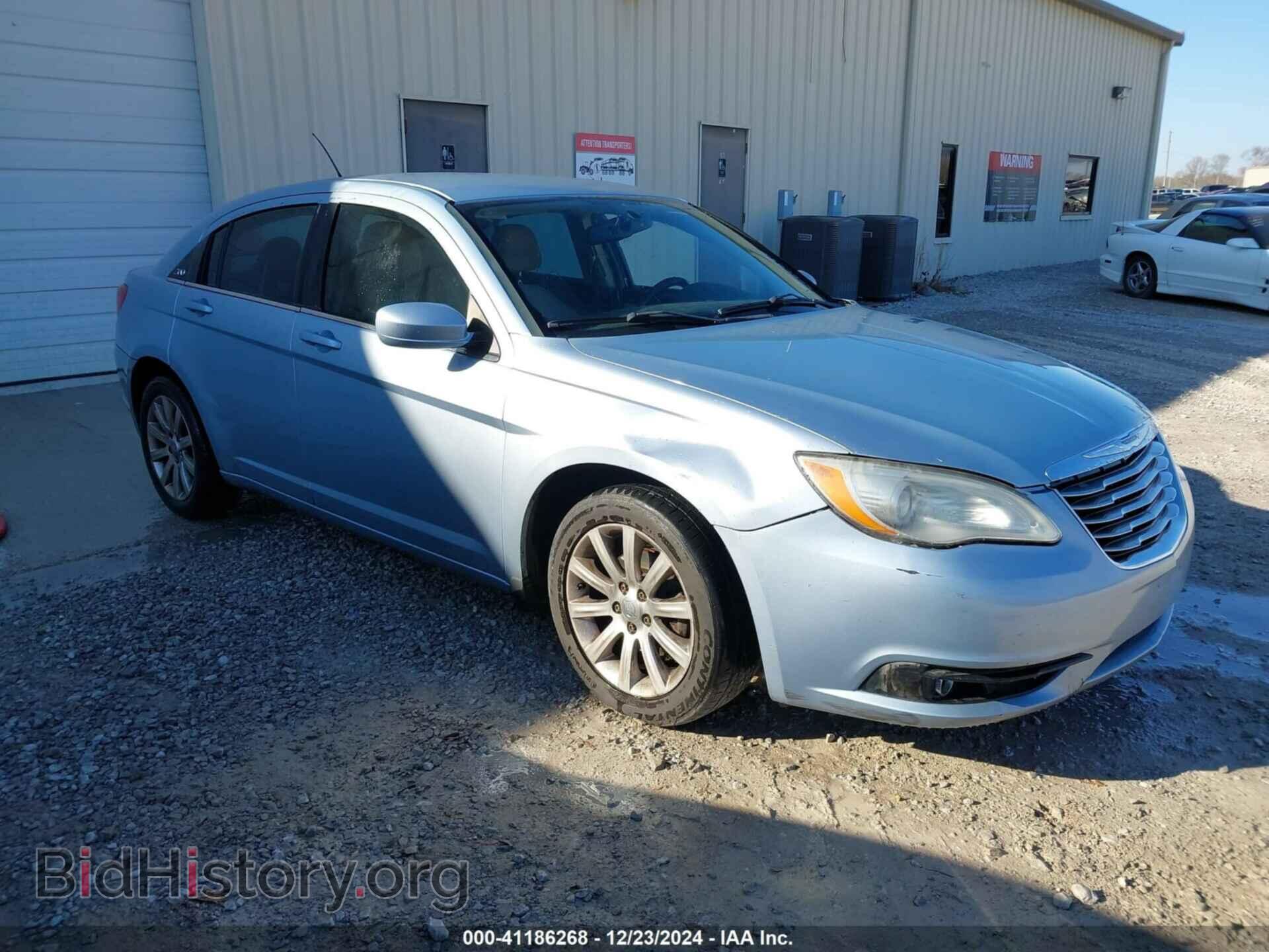 Фотография 1C3CCBBB0DN501580 - CHRYSLER 200 2013