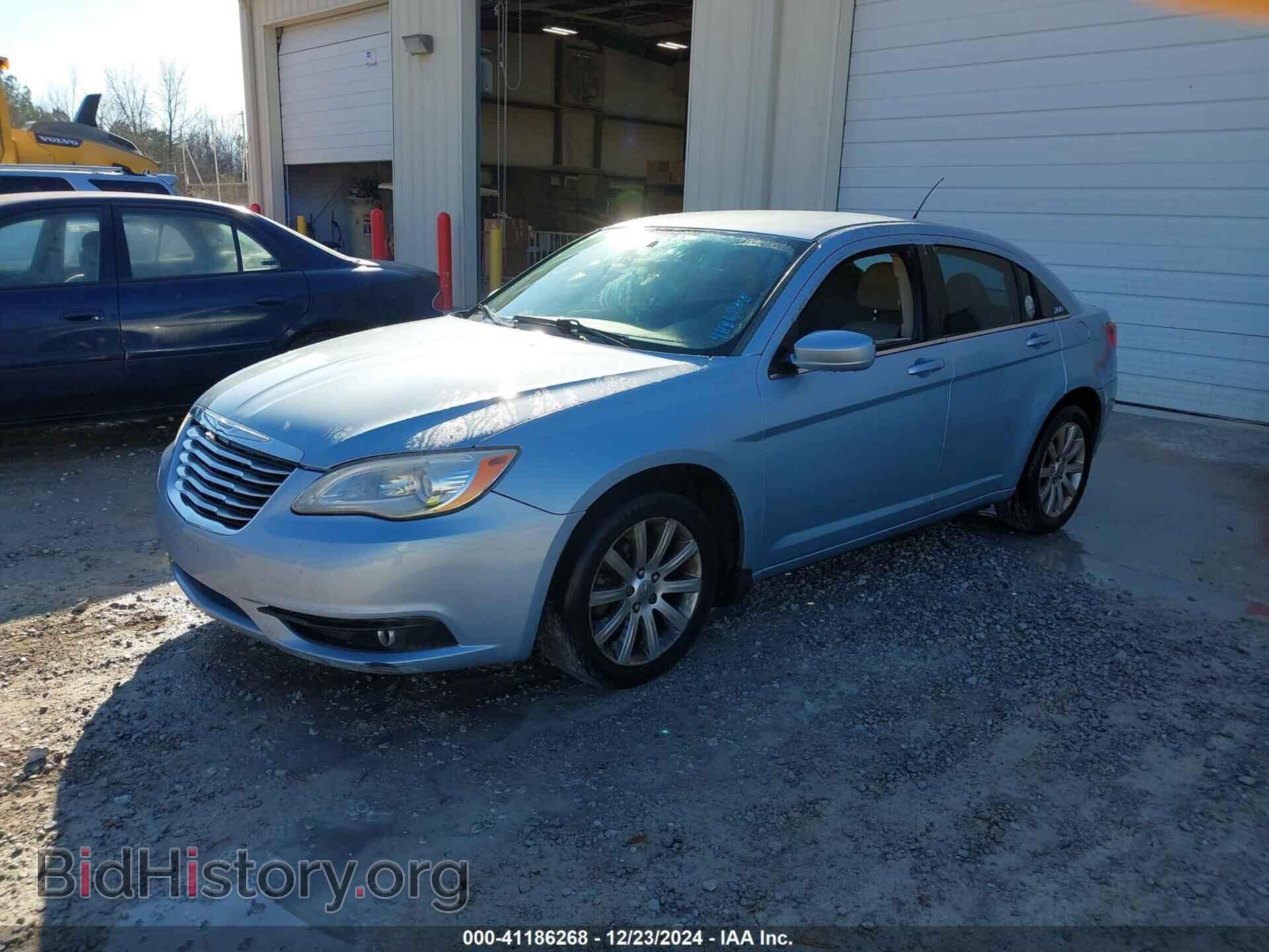 2013 CHRYSLER 200 - VIN: 1C3CCBBB0DN501580 - Фото 2