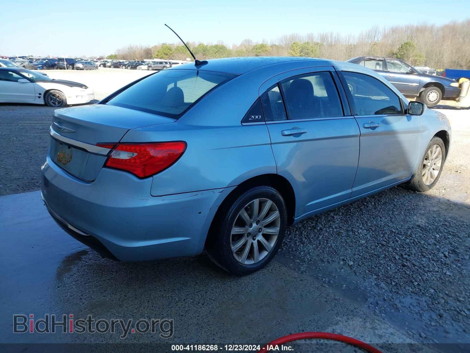 2013 CHRYSLER 200 - VIN: 1C3CCBBB0DN501580 - Фото 4