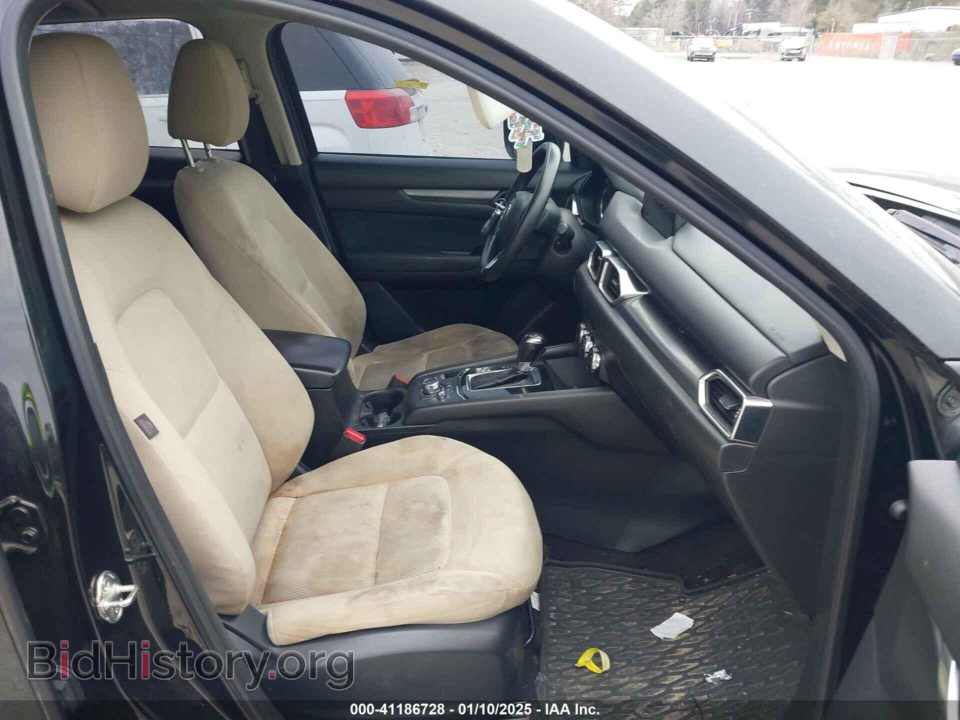 2017 MAZDA CX-5 - VIN: JM3KFBBL5H0163935 - Фото 5