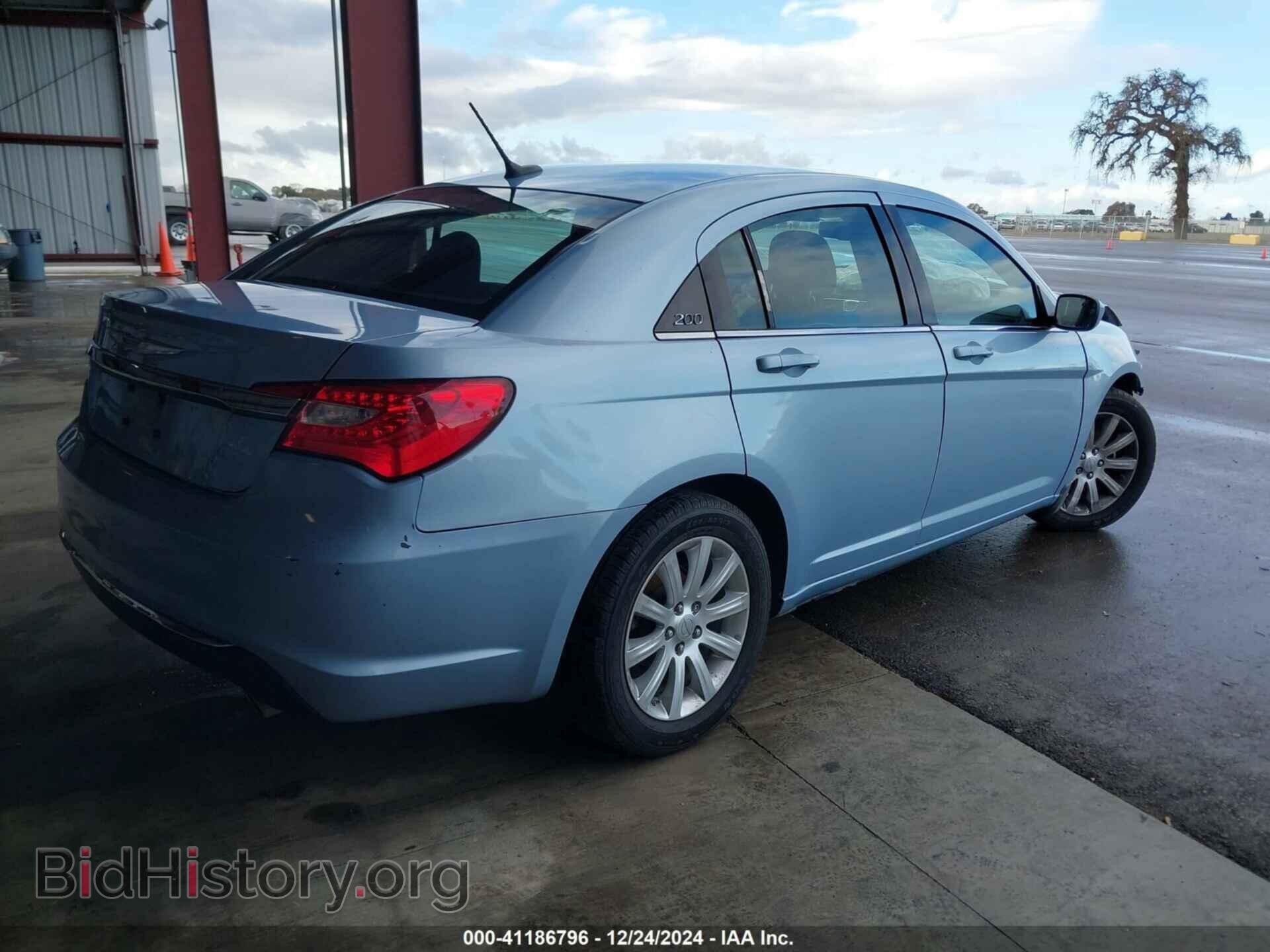 2012 CHRYSLER 200 - VIN: 1C3CCBBG2CN242164 - Photo 4