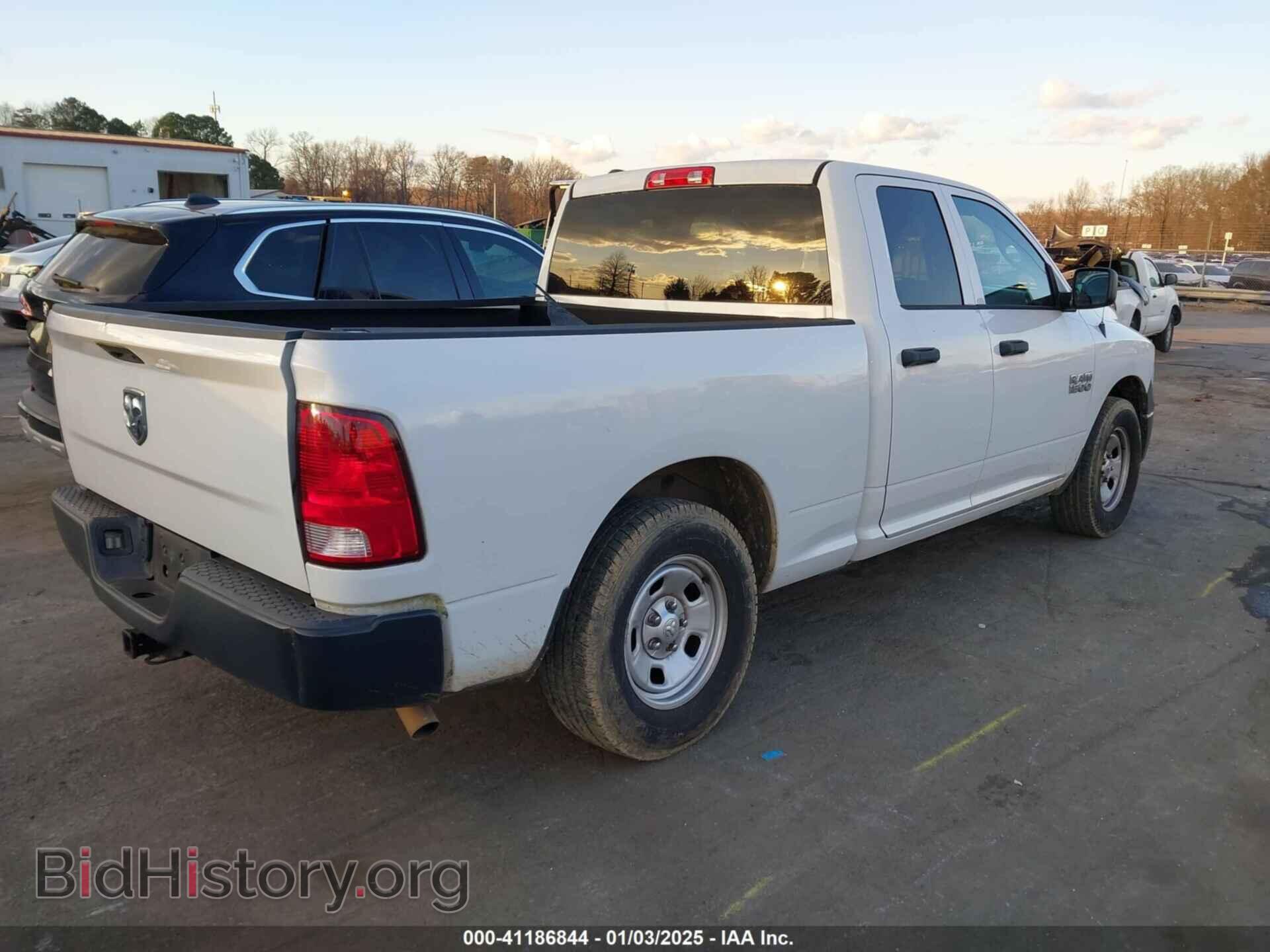 2016 RAM 1500 - VIN: 1C6RR6FG8GS118890 - Фото 4