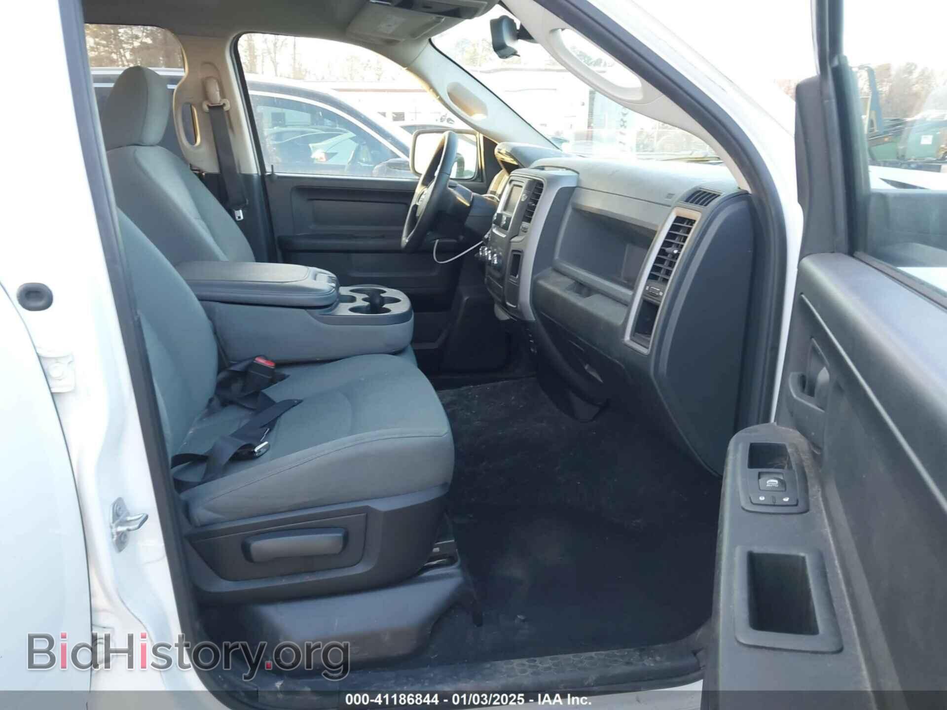 2016 RAM 1500 - VIN: 1C6RR6FG8GS118890 - Фото 5