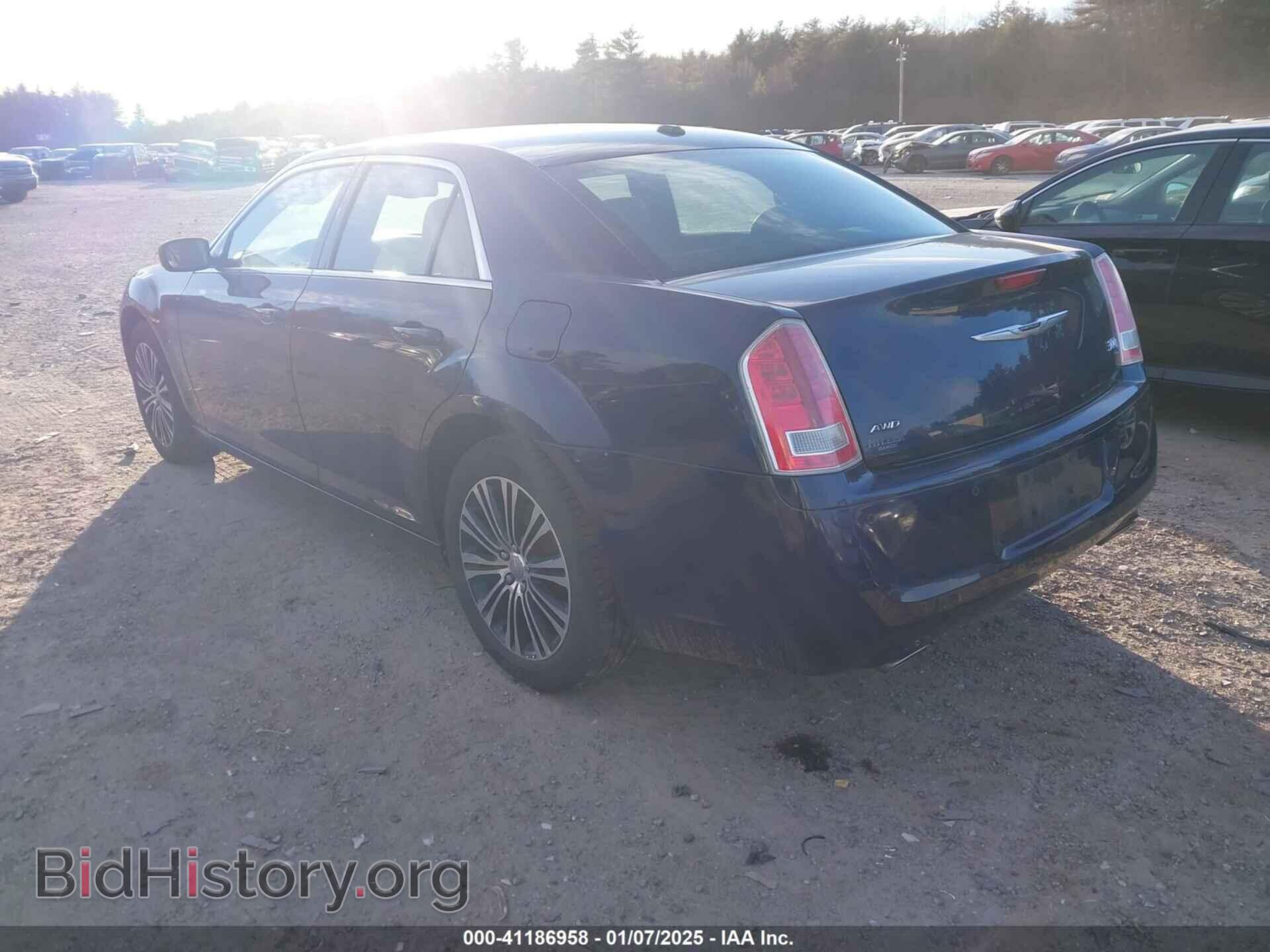 2014 CHRYSLER 300 - VIN: 2C3CCAGGXEH183881 - Фото 3