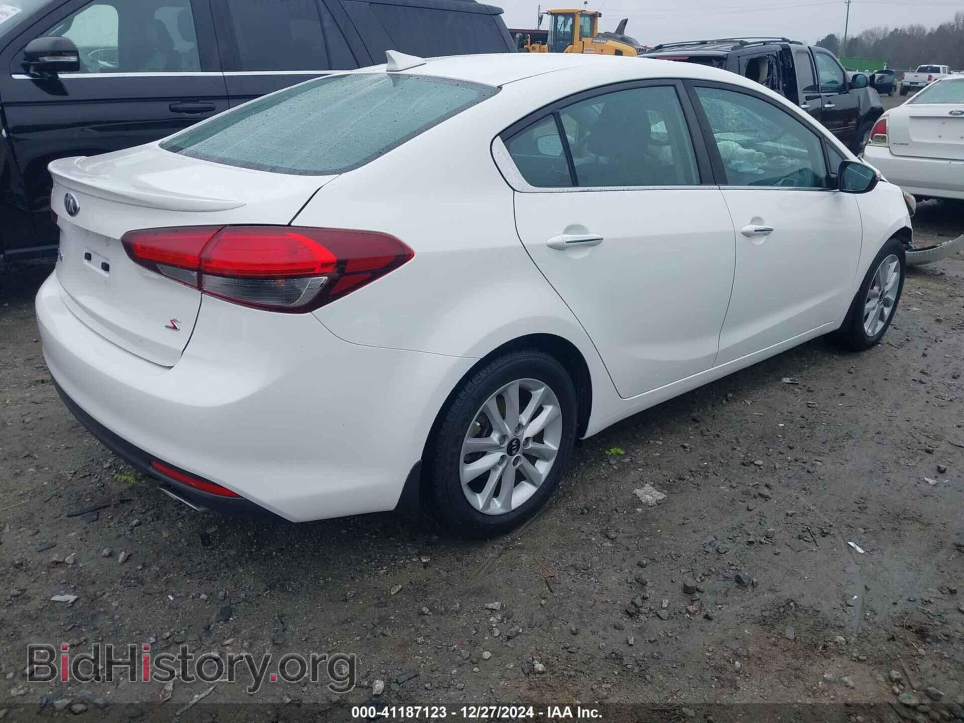 2017 KIA FORTE - VIN: 3KPFL4A75HE044230 - Фото 4