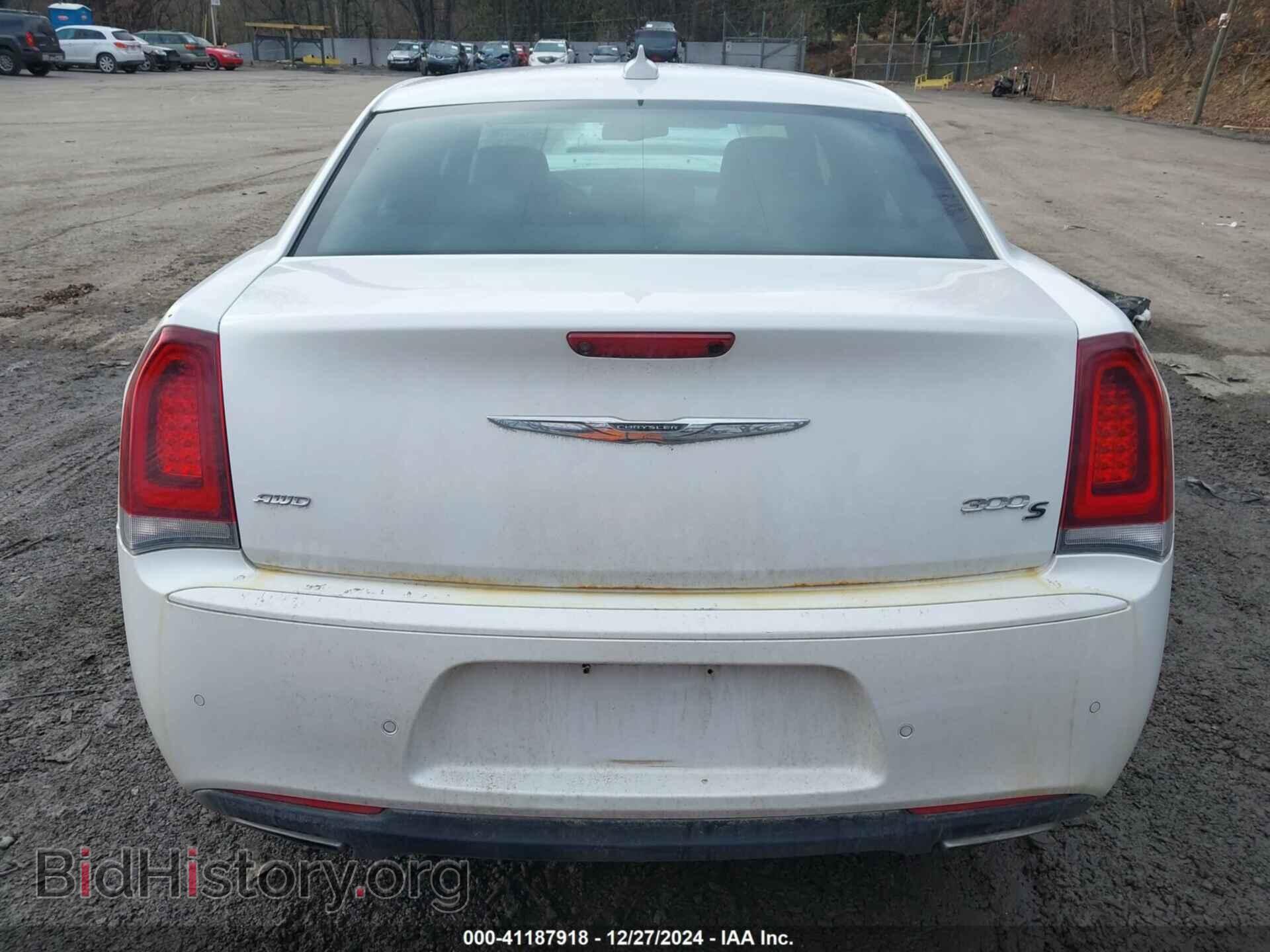 2015 CHRYSLER 300 - VIN: 2C3CCAGG9FH808871 - Фото 16