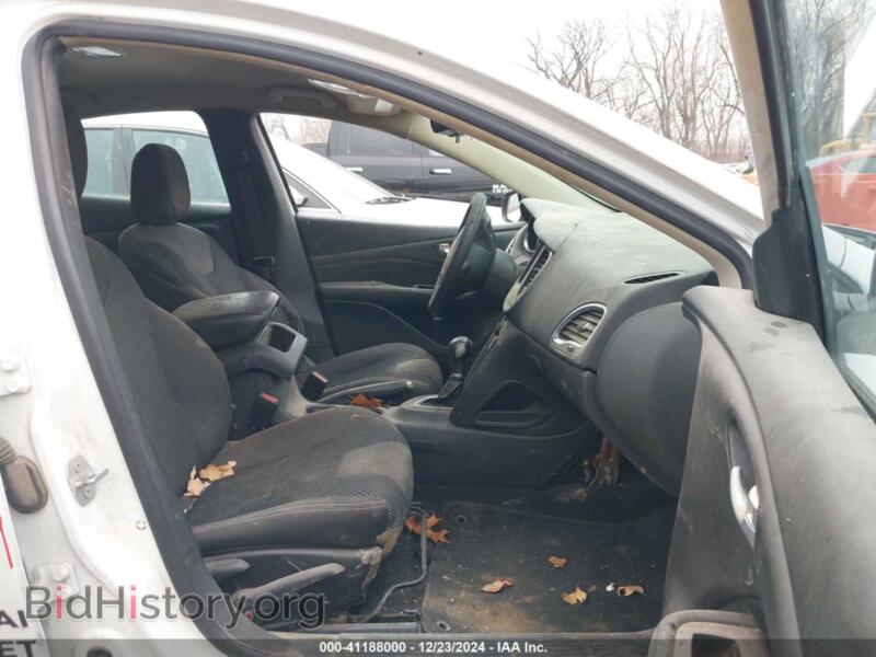 2015 Dodge DART (VIN 1C3CDFBB5FD364097) — фото 5 из 11