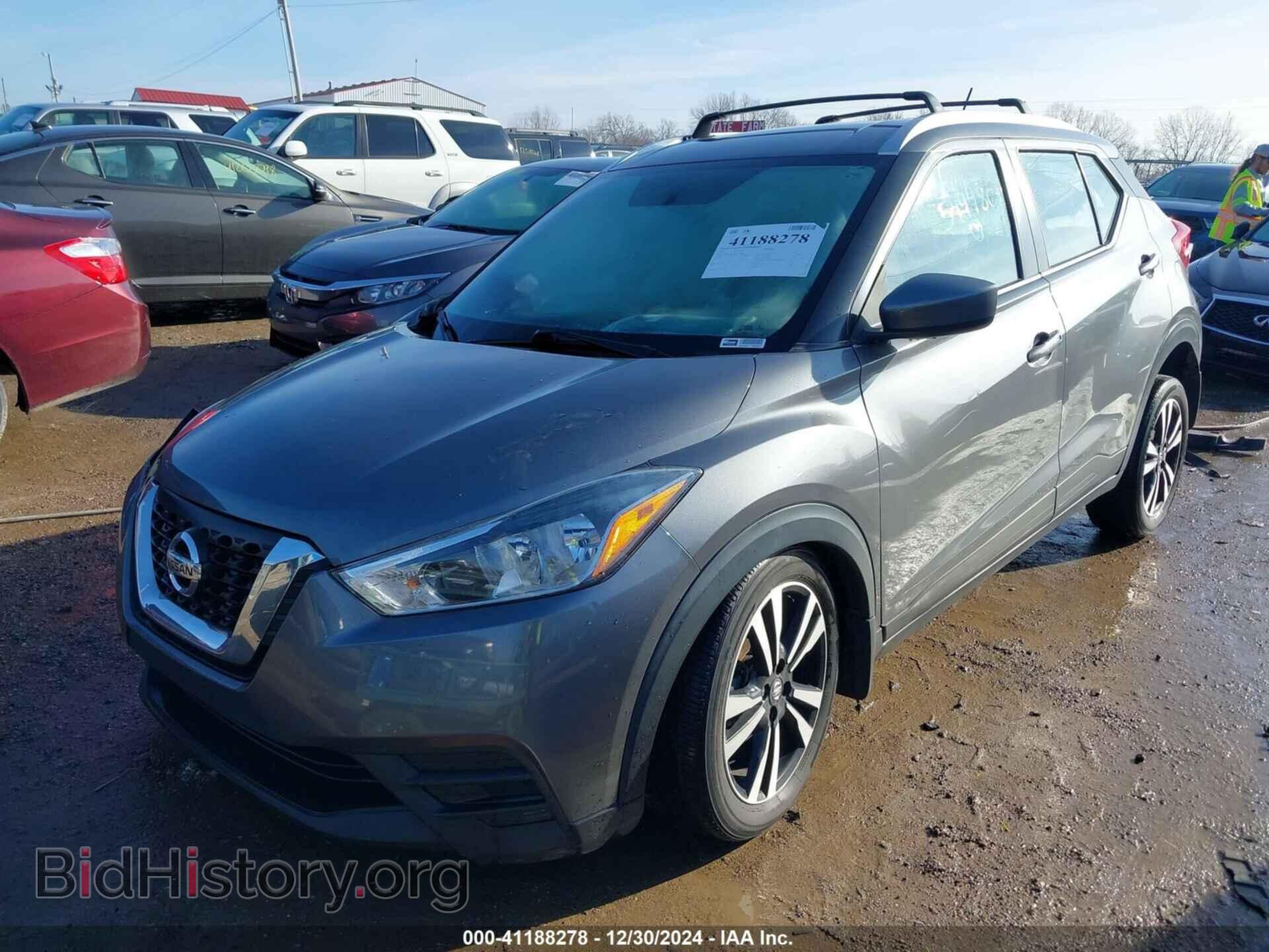 2019 NISSAN KICKS - VIN: 3N1CP5CU3KL549480 - Фото 2