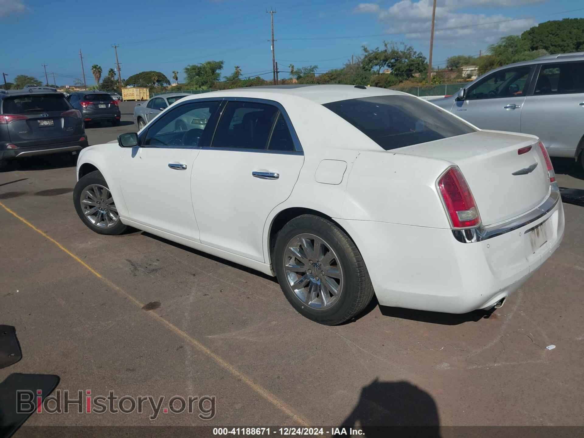 2012 CHRYSLER 300 - VIN: 2C3CCACGXCH225629 - Фото 3
