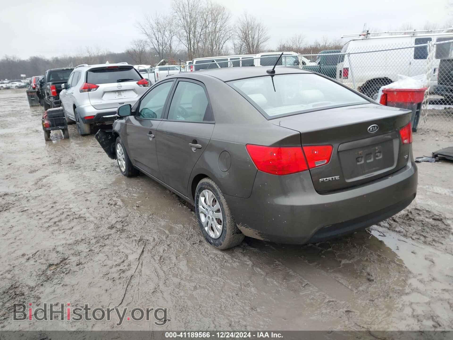 2011 KIA FORTE - VIN: KNAFU4A28B5369147 - Фото 3