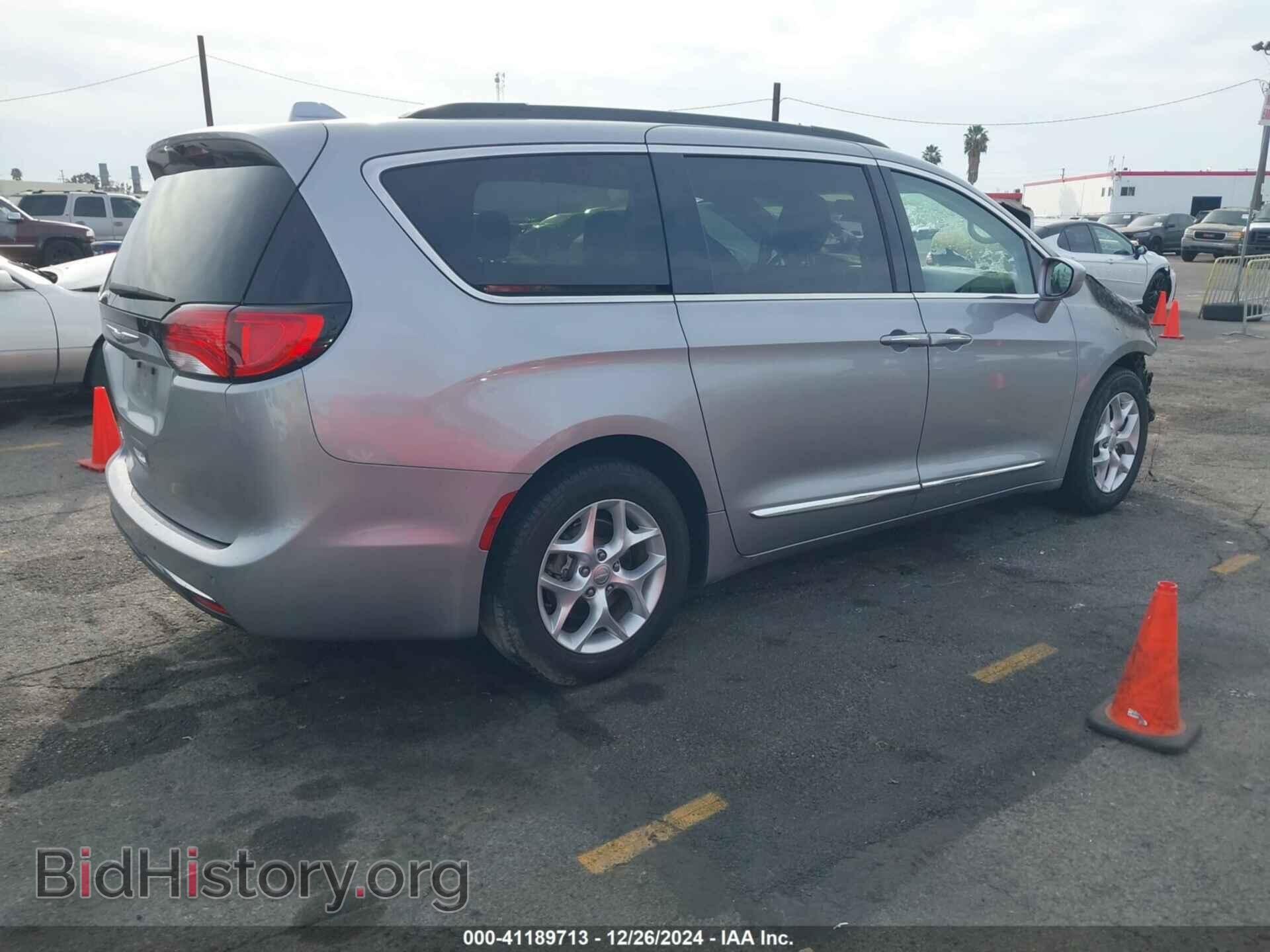 2017 CHRYSLER PACIFICA - VIN: 2C4RC1BG1HR769672 - Фото 4