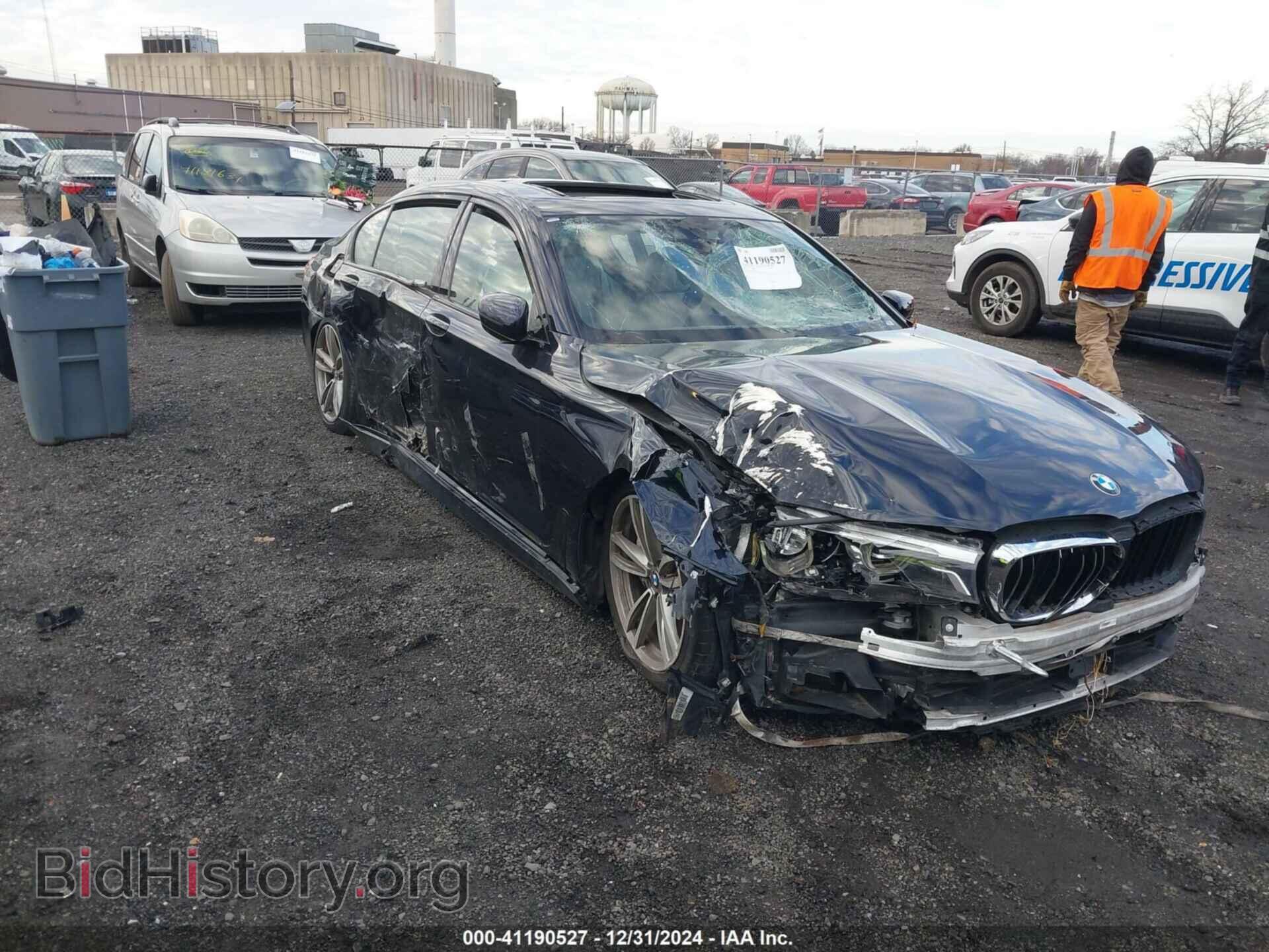 Photo WBA7F2C52GG420941 - BMW 750I 2016