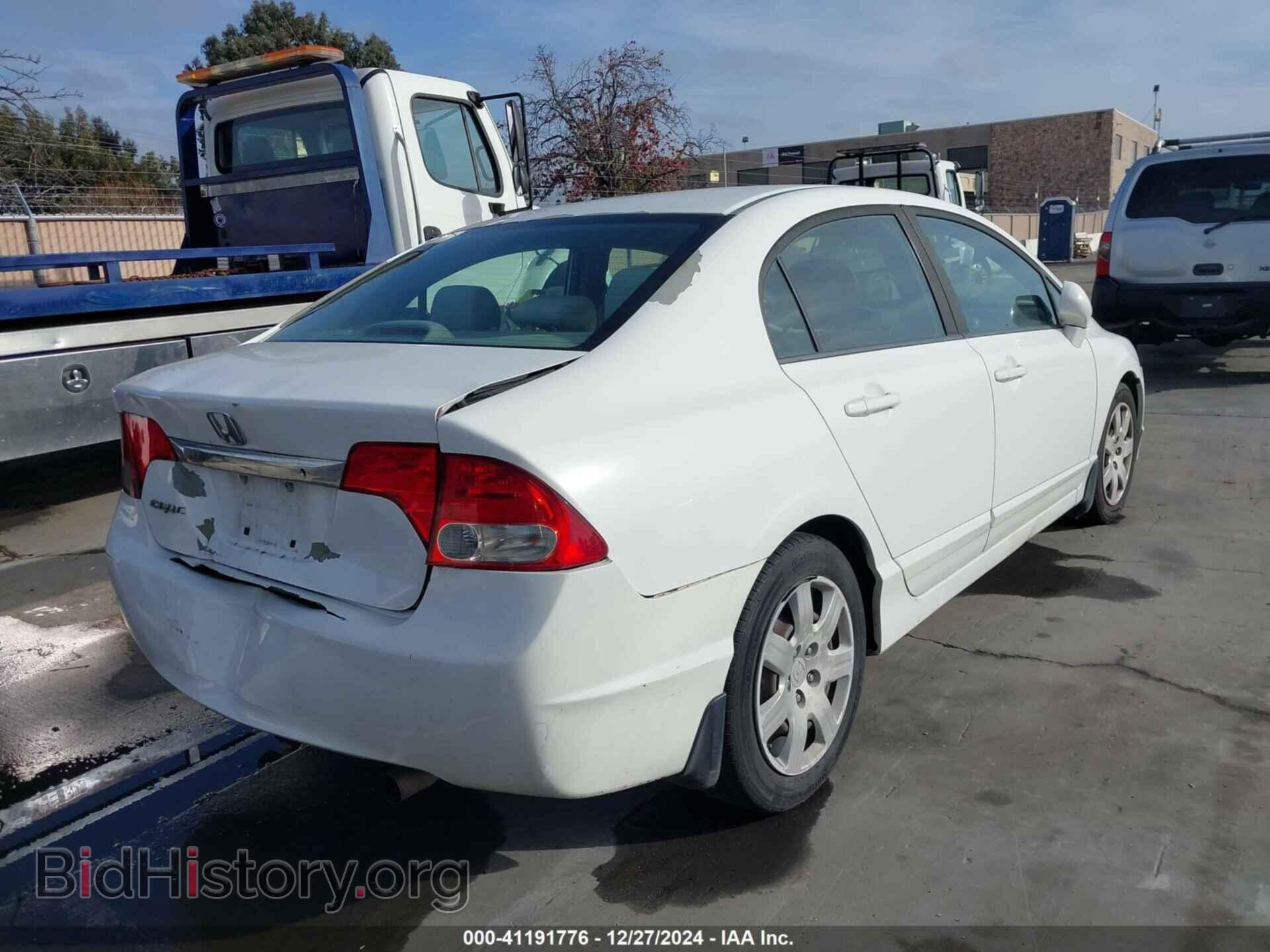 2010 HONDA CIVIC - VIN: 19XFA1E5XAE007774 - Фото 4