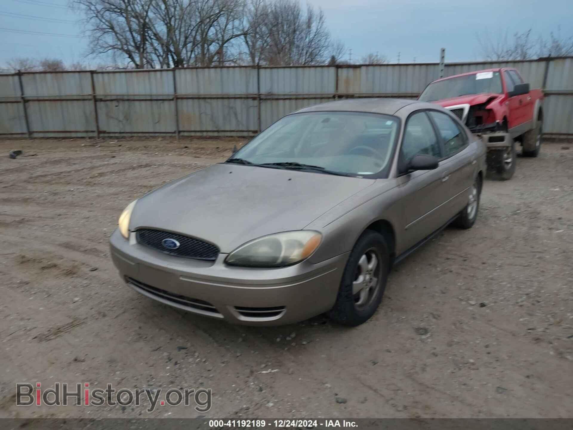 2005 FORD TAURUS - VIN: 1FAFP53275A124872 - Фото 2
