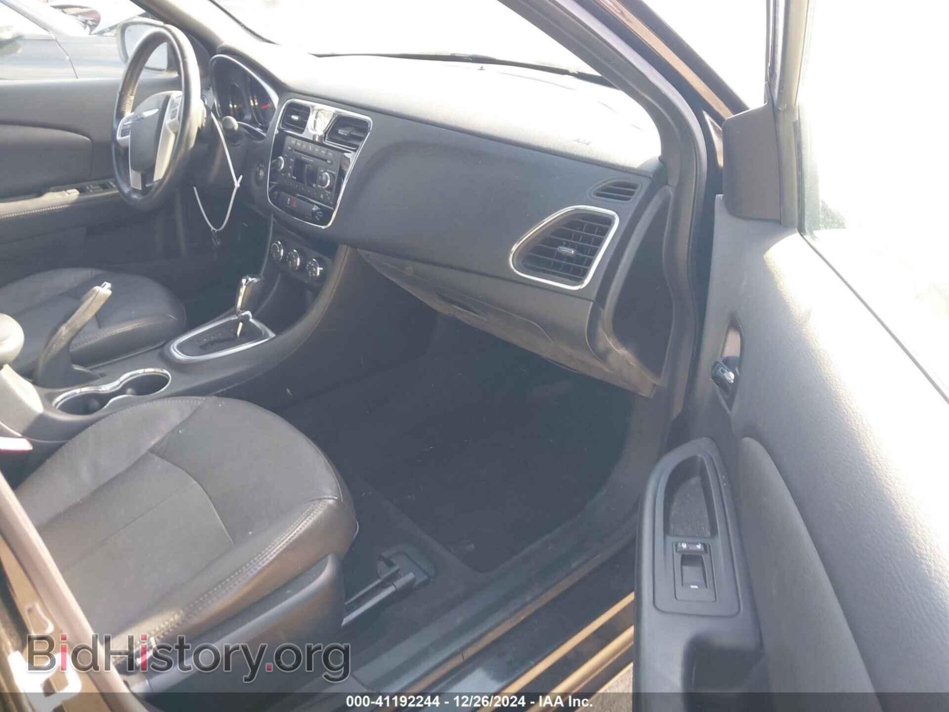 2012 CHRYSLER 200 - VIN: 1C3CCBBG2CN277061 - Фото 5