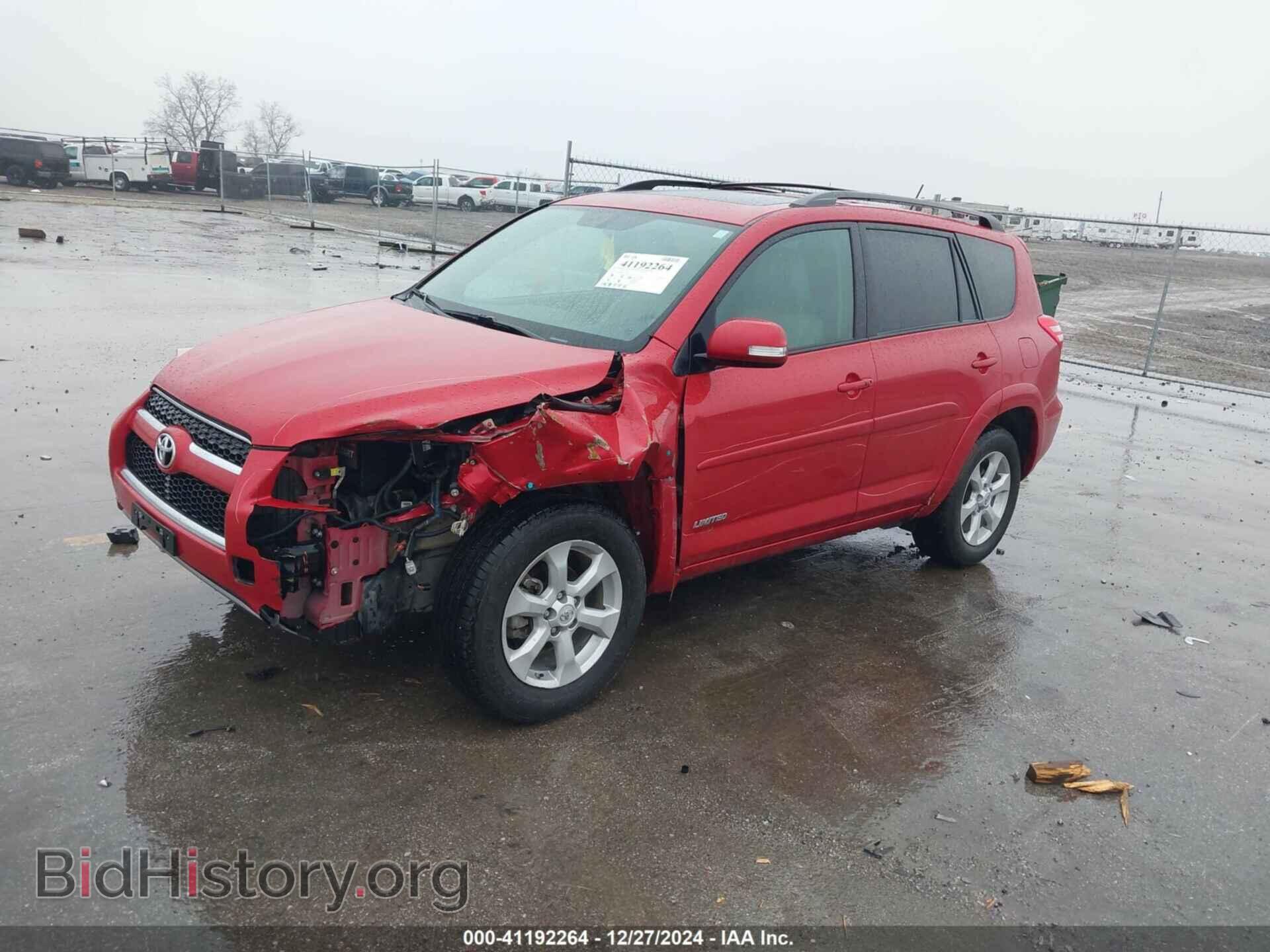 2011 TOYOTA RAV4 - VIN: 2T3DF4DV8BW109205 - Фото 2