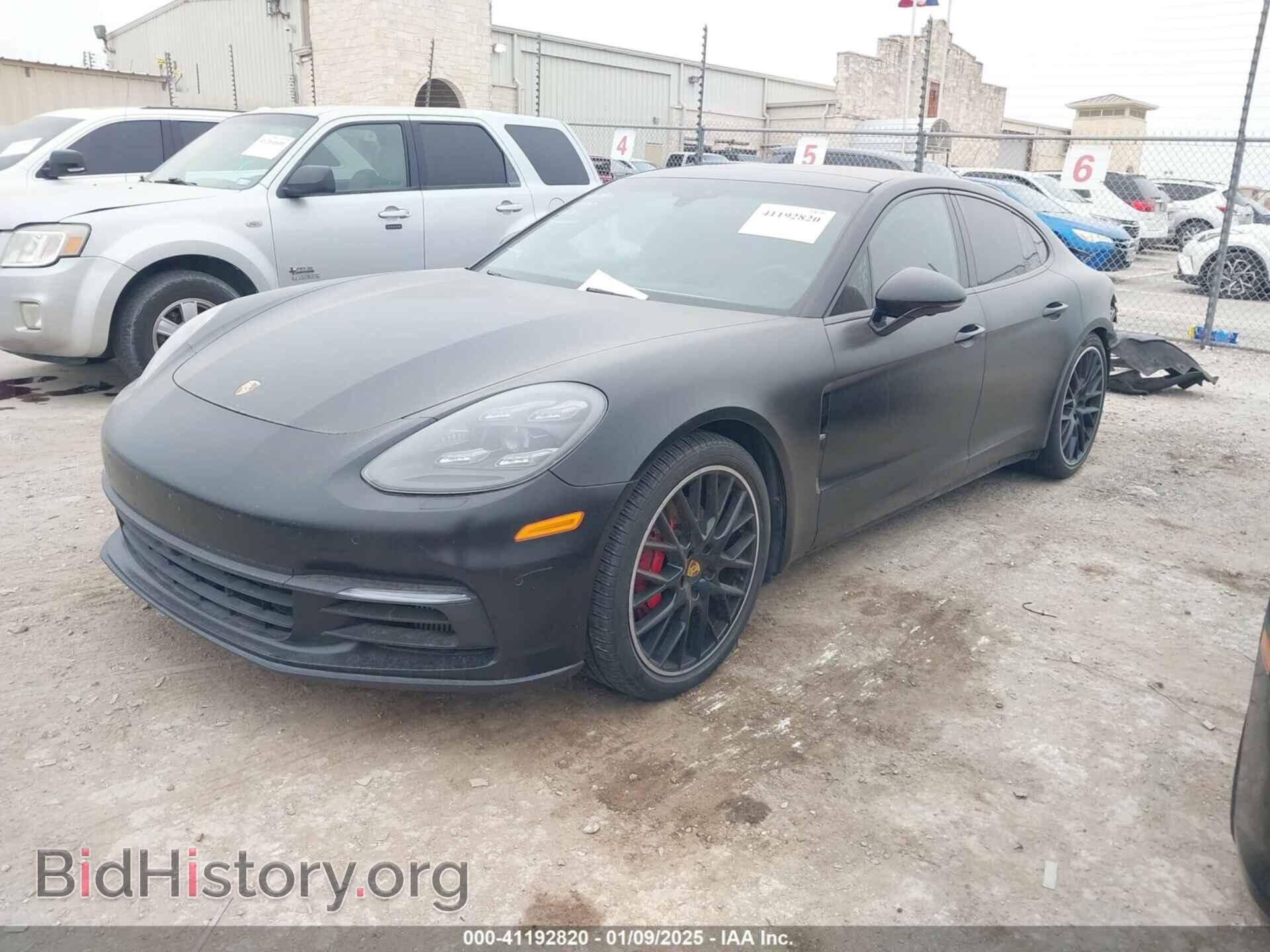 2017 PORSCHE PANAMERA - VIN: WP0AB2A77HL122659 - Фото 2