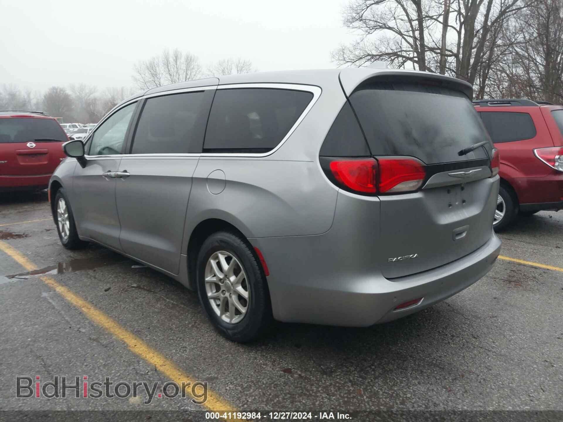 2017 CHRYSLER PACIFICA - VIN: 2C4RC1DG1HR552085 - Photo 3