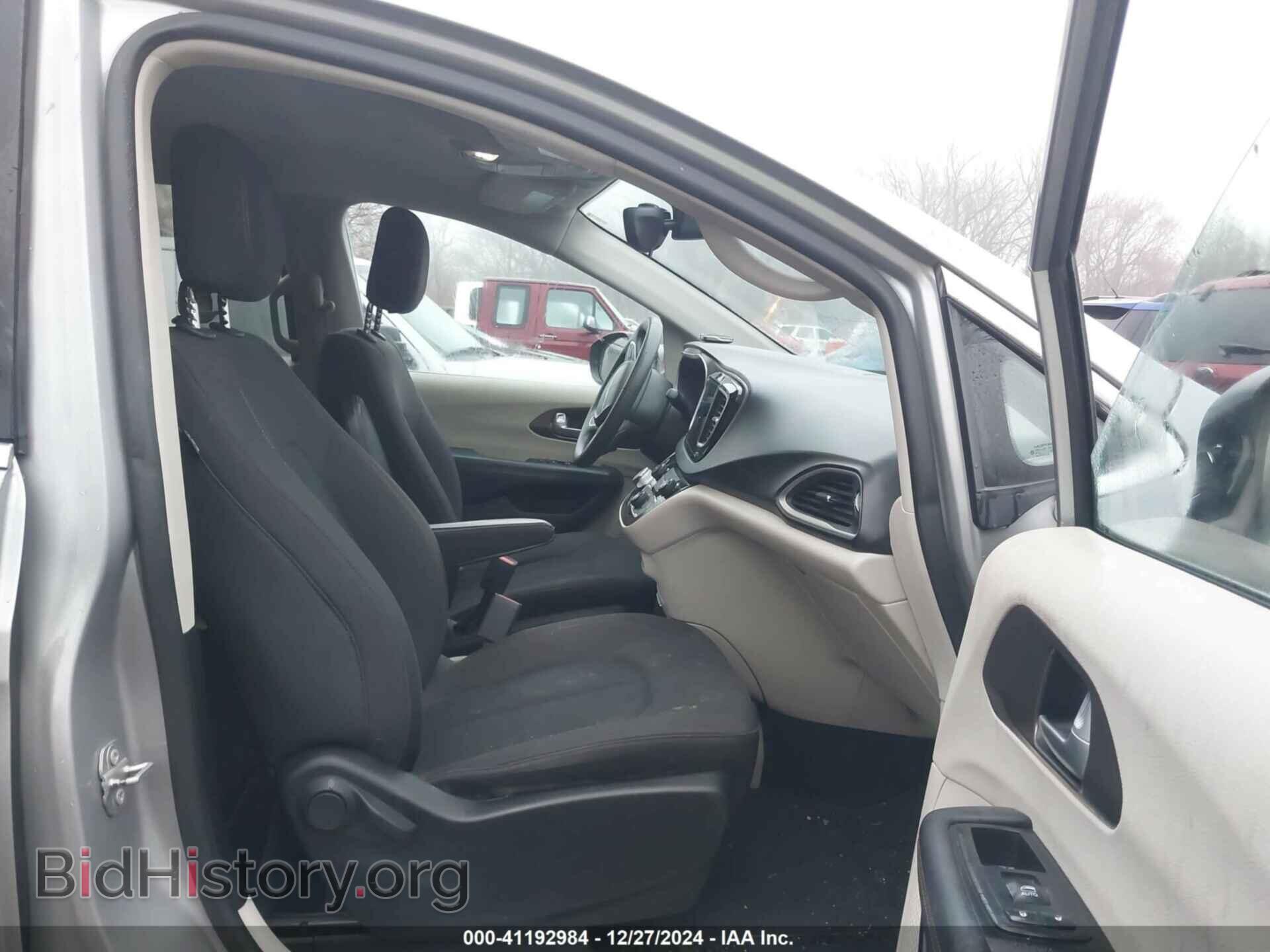 2017 CHRYSLER PACIFICA - VIN: 2C4RC1DG1HR552085 - Photo 5