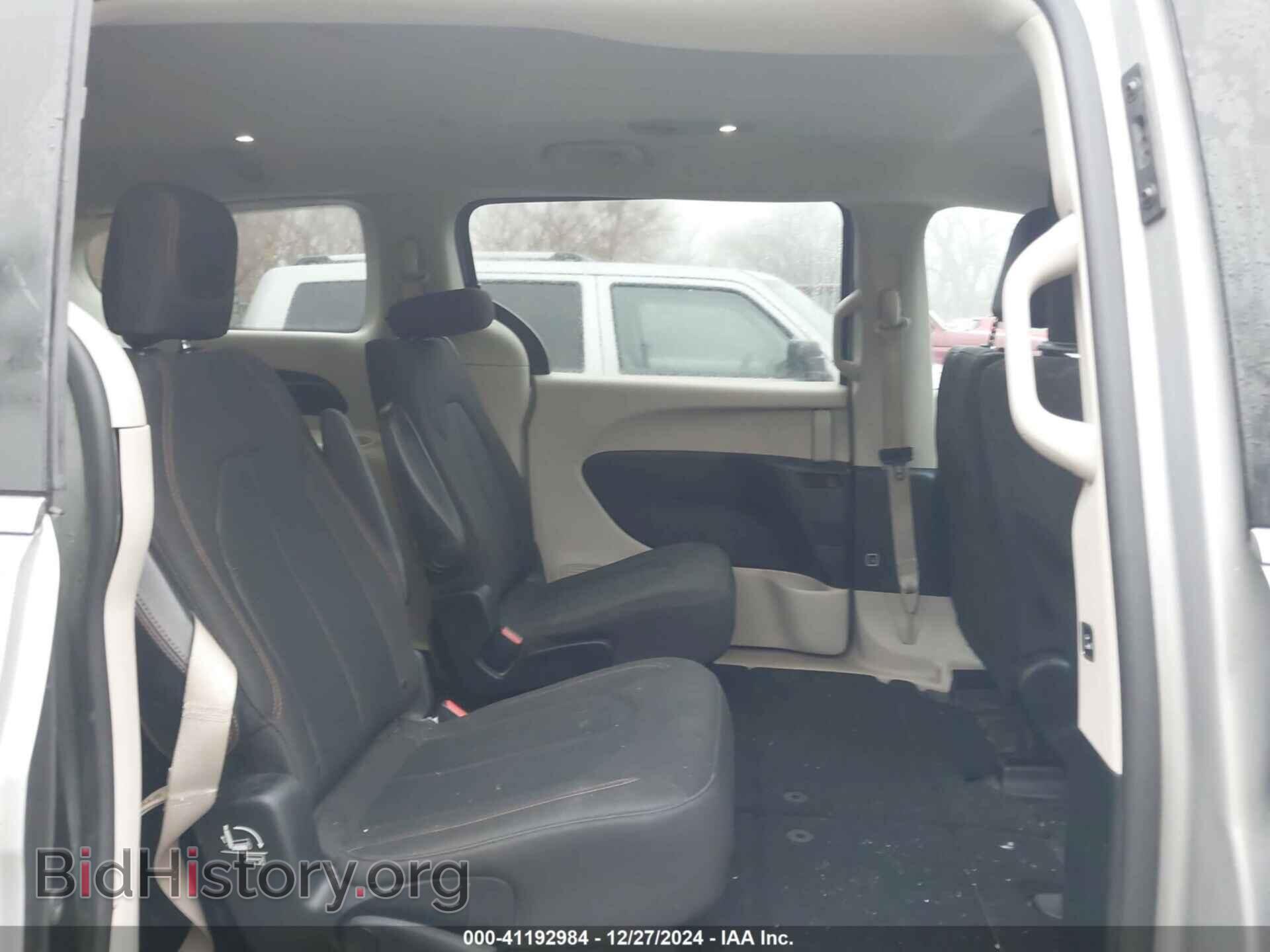 2017 CHRYSLER PACIFICA - VIN: 2C4RC1DG1HR552085 - Photo 8