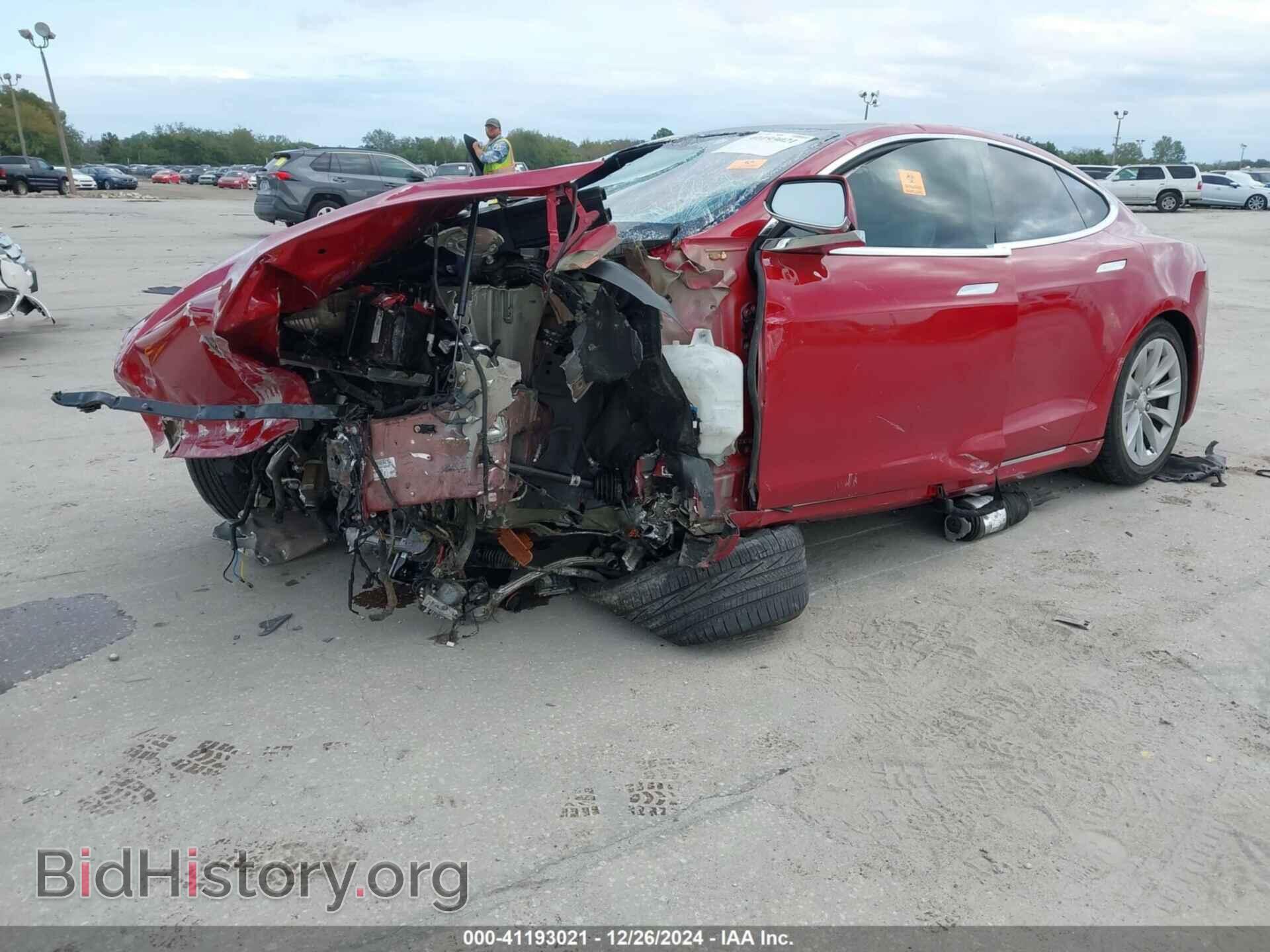2019 TESLA MODEL S - VIN: 5YJSA1E21KF304075 - Фото 2
