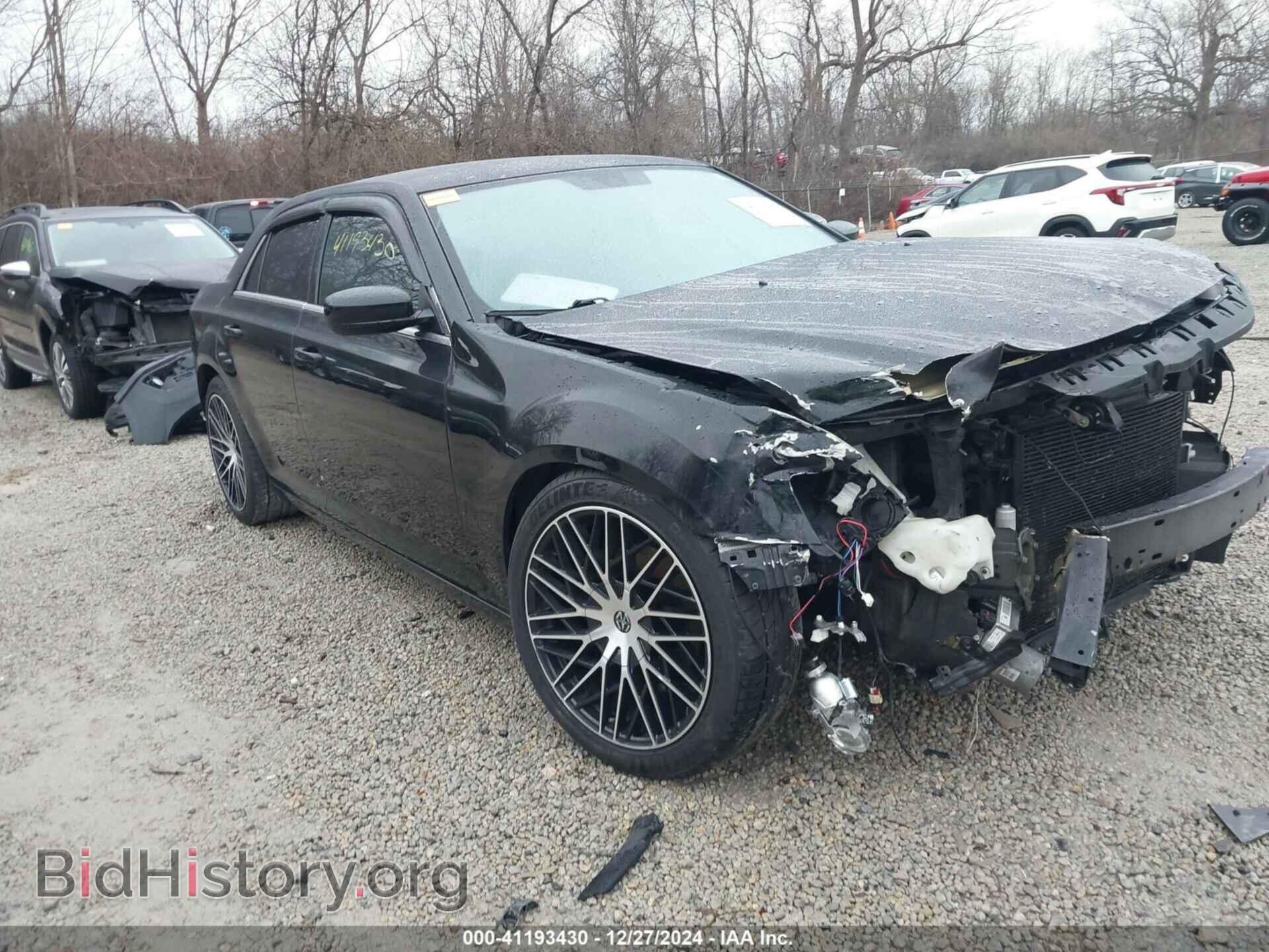 Фотография 2C3CCABG2CH207983 - CHRYSLER 300 2012