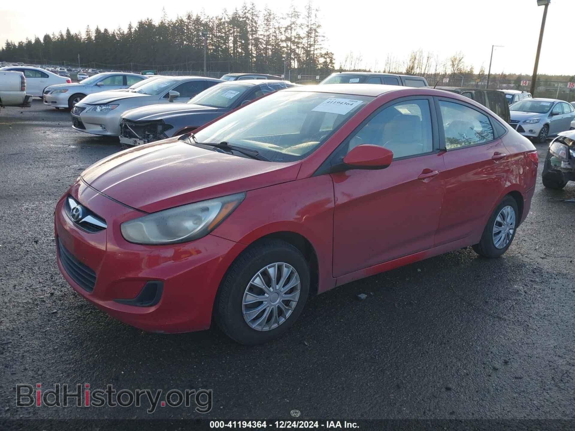2013 HYUNDAI ACCENT - VIN: KMHCT4AE8DU441939 - Фото 2