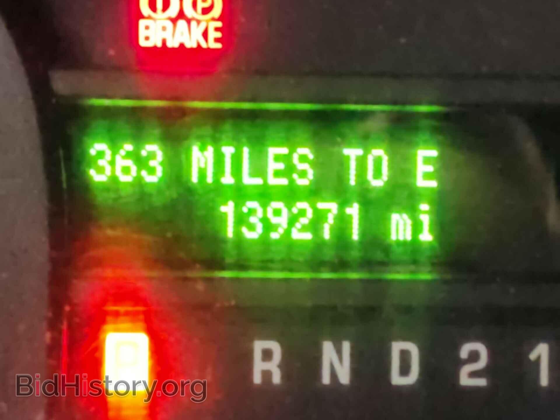2011 FORD E-250 - VIN: 1FTNE2ELXBDB35312 - Фото 10