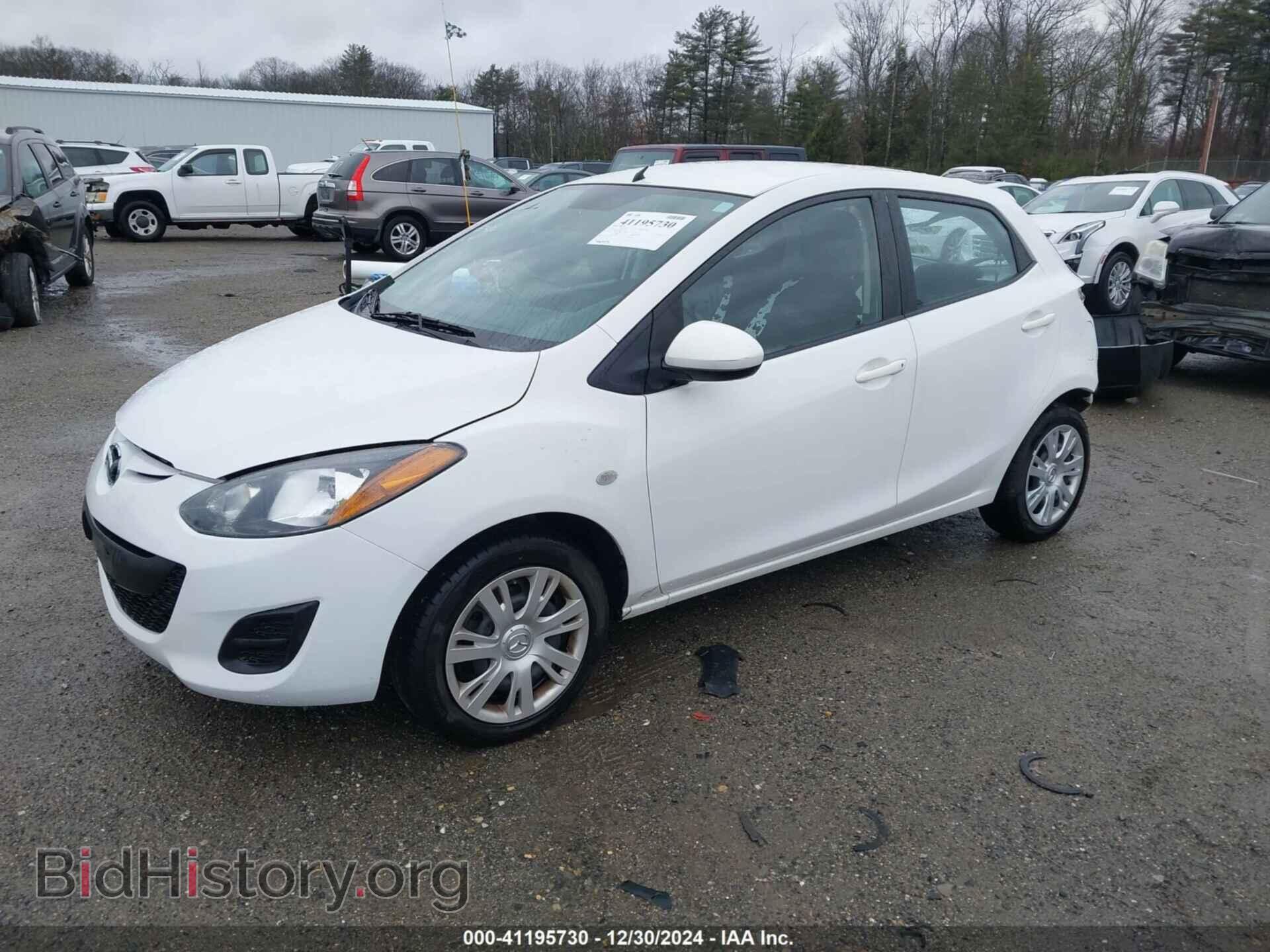 2014 MAZDA MAZDA2 - VIN: JM1DE1KZ5E0183729 - Фото 2