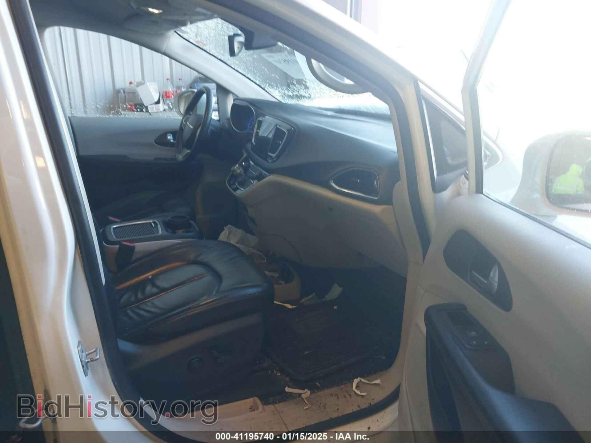 2017 CHRYSLER PACIFICA - VIN: 2C4RC1EG2HR543667 - Фото 5